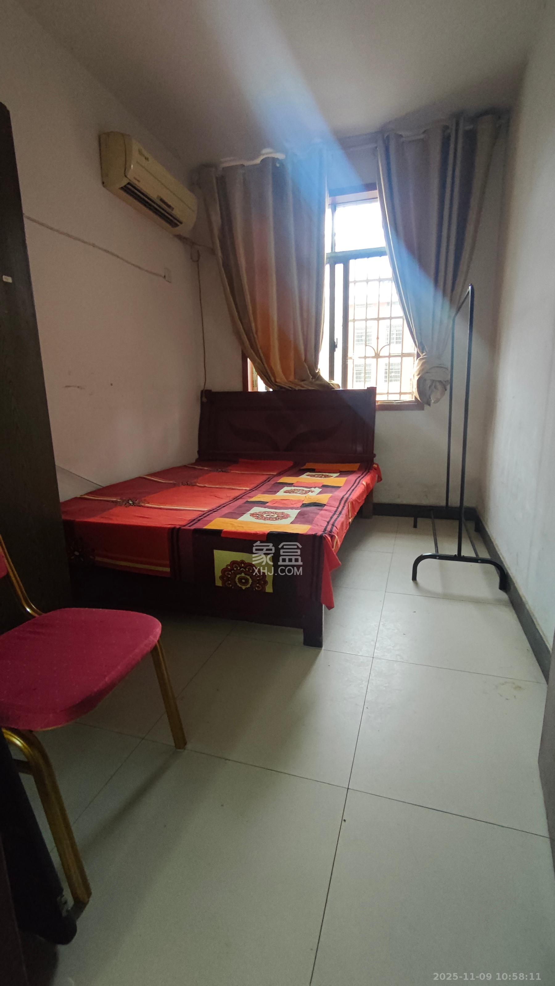 洪西安置小区（洪缘小区）  2室1厅1卫    1300.0元/月室内图