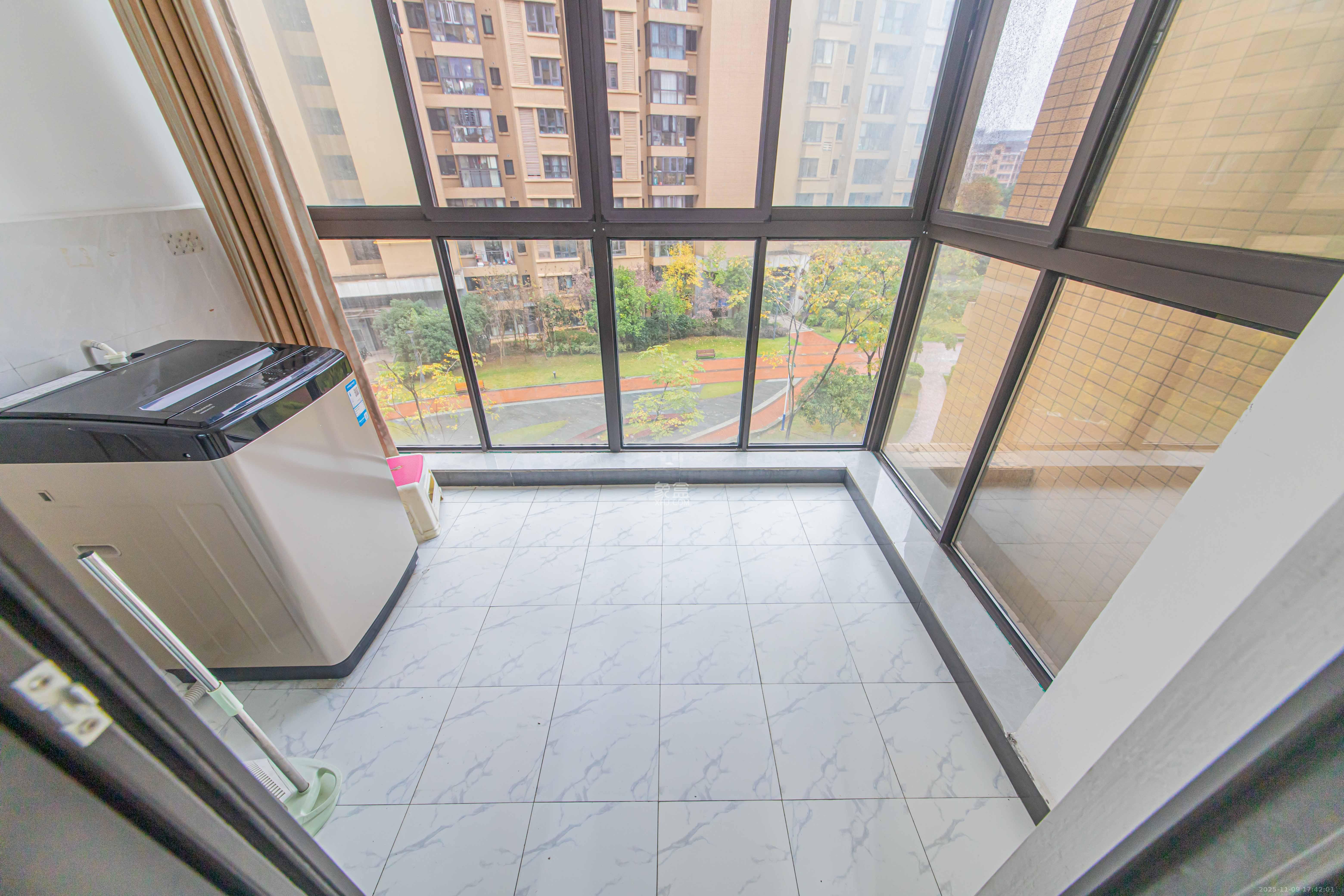 北辰中央公园C区  3室2厅2卫    70.0万阳台