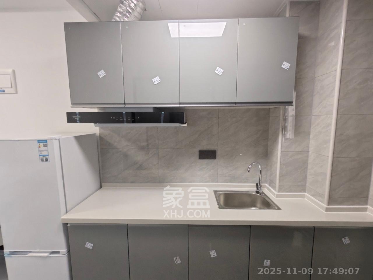 金地峯范 1室1厅1卫 1500.0元/月 金地峯范 1室1厅1卫 1500.0元/月室内图