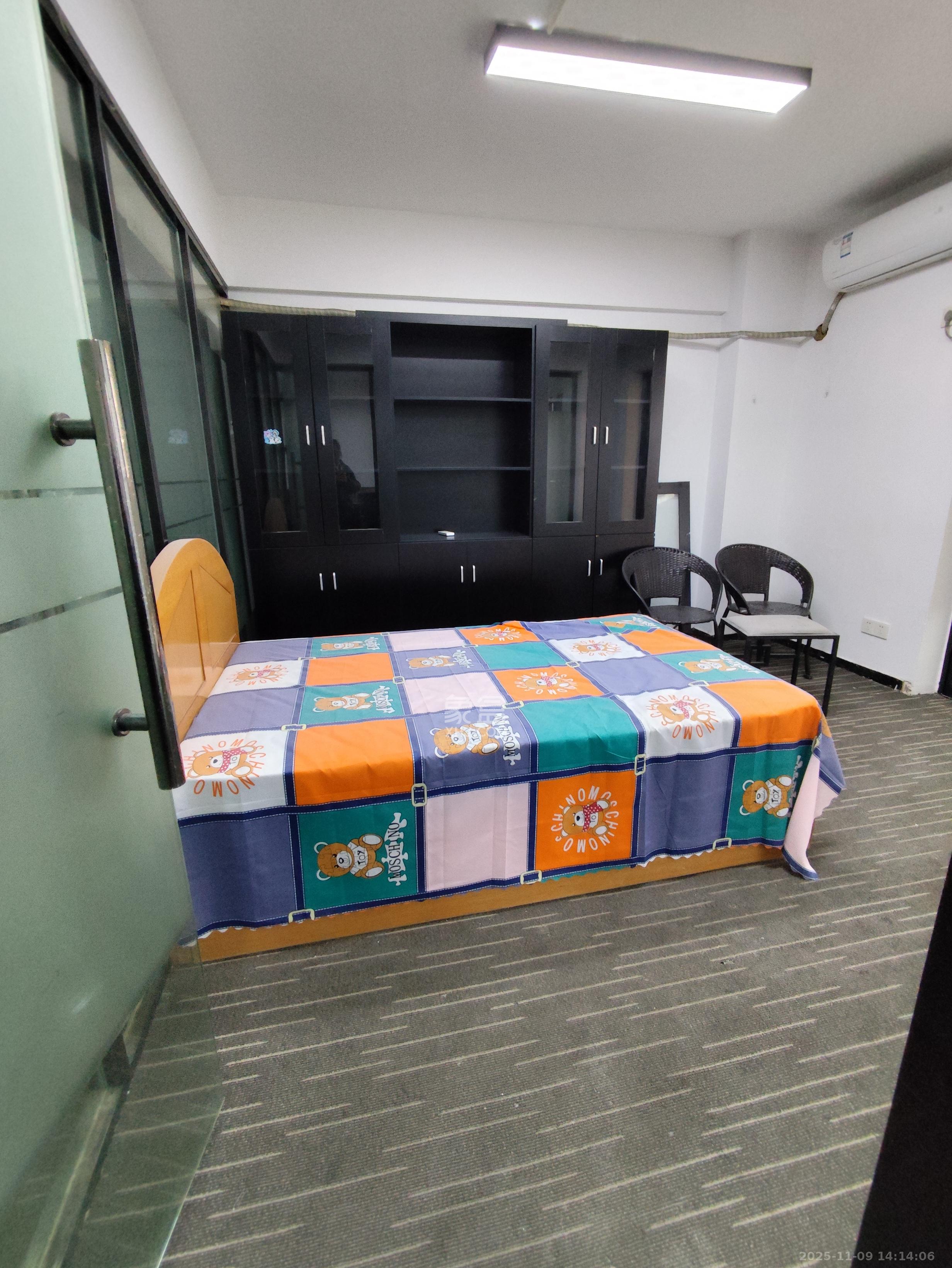 天心电脑城（朝阳丽景，朝阳丽园）  3室2厅2卫    2480.0元/月室内图