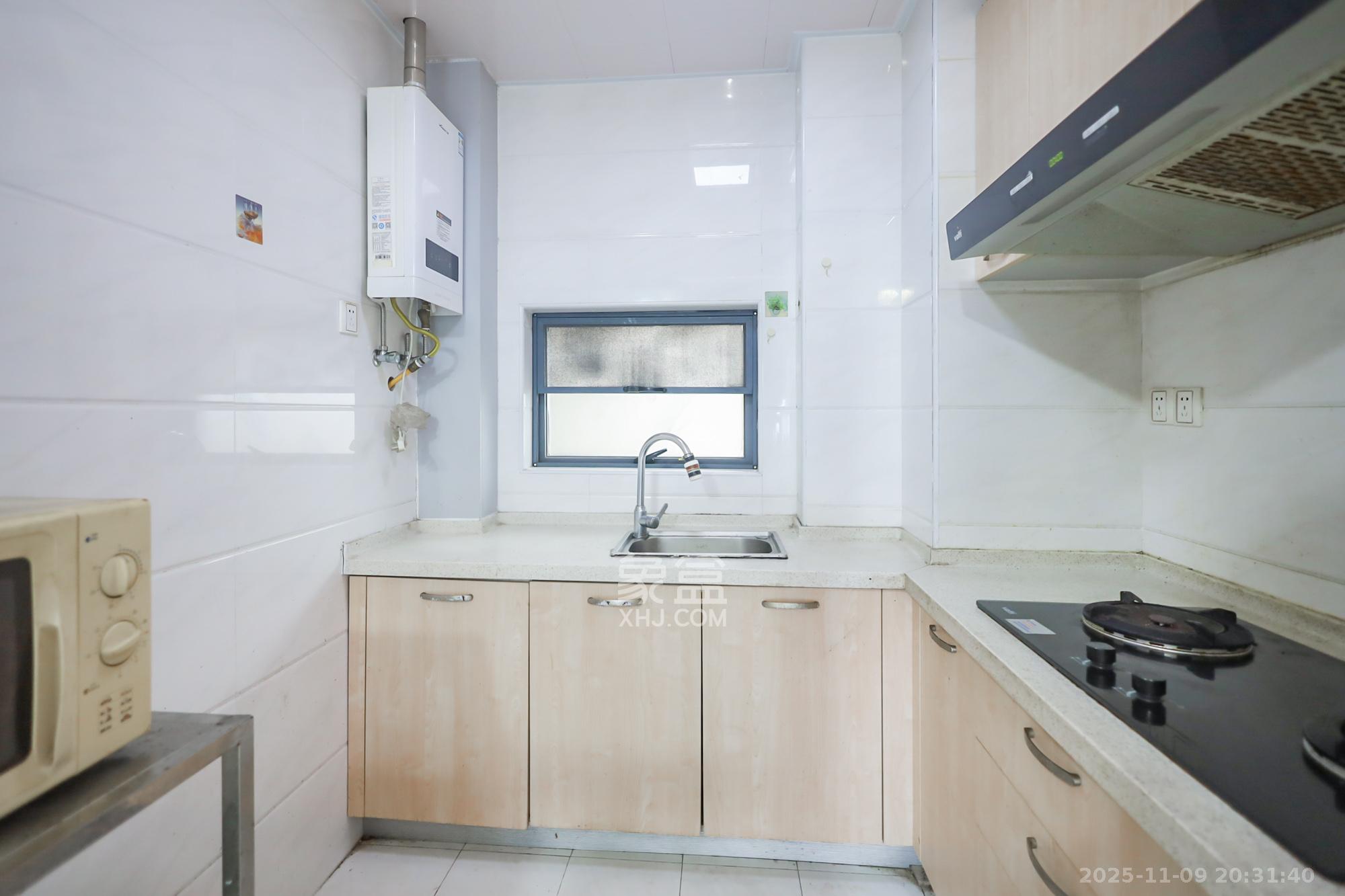 兰亭都荟(璟峰苑) 2室2厅1卫 79.2万 兰亭都荟(璟峰苑) 2室2厅1卫 79.2万厨房