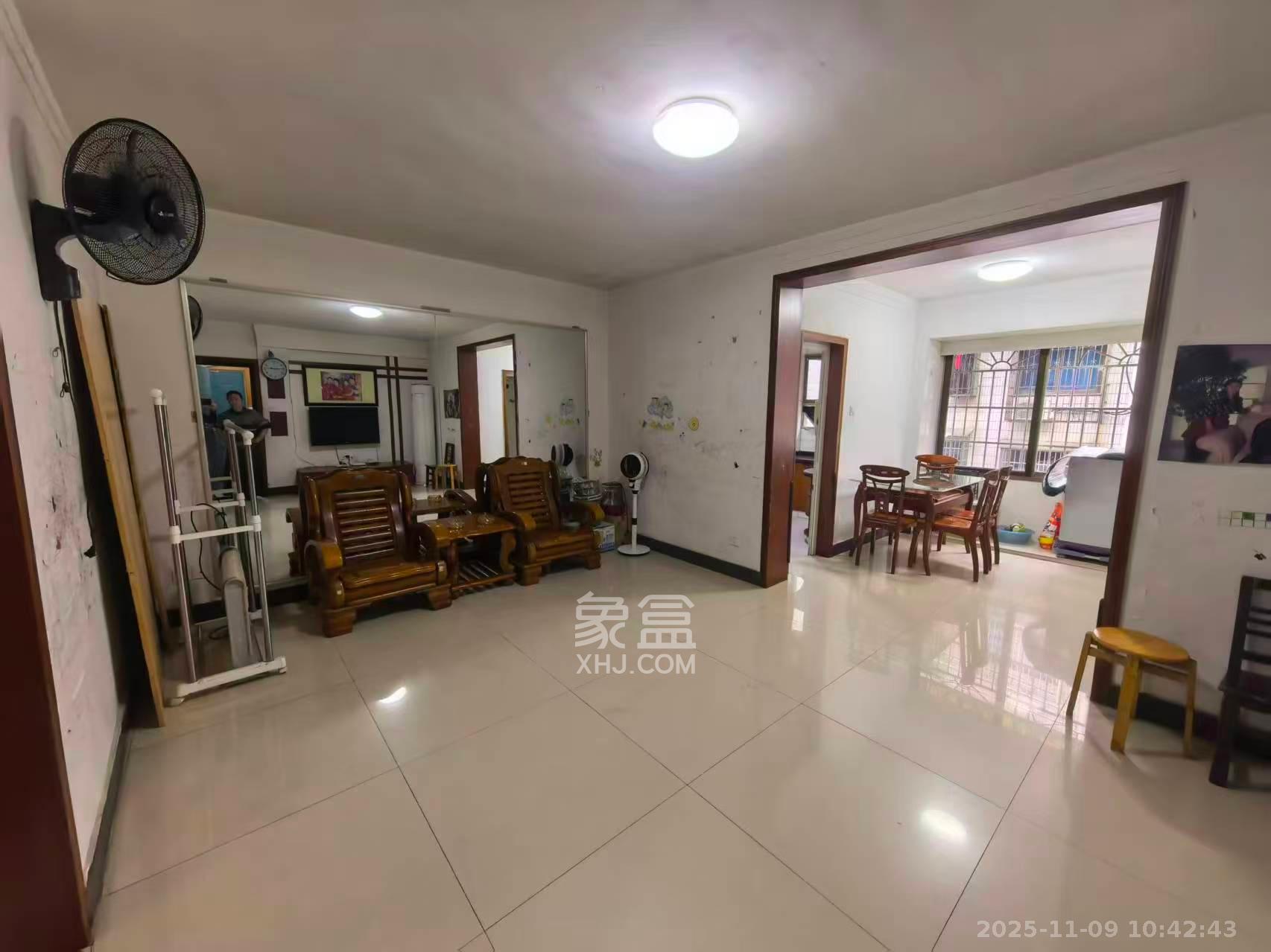 望江公寓  2室1厅1卫    1600.0元/月室内图