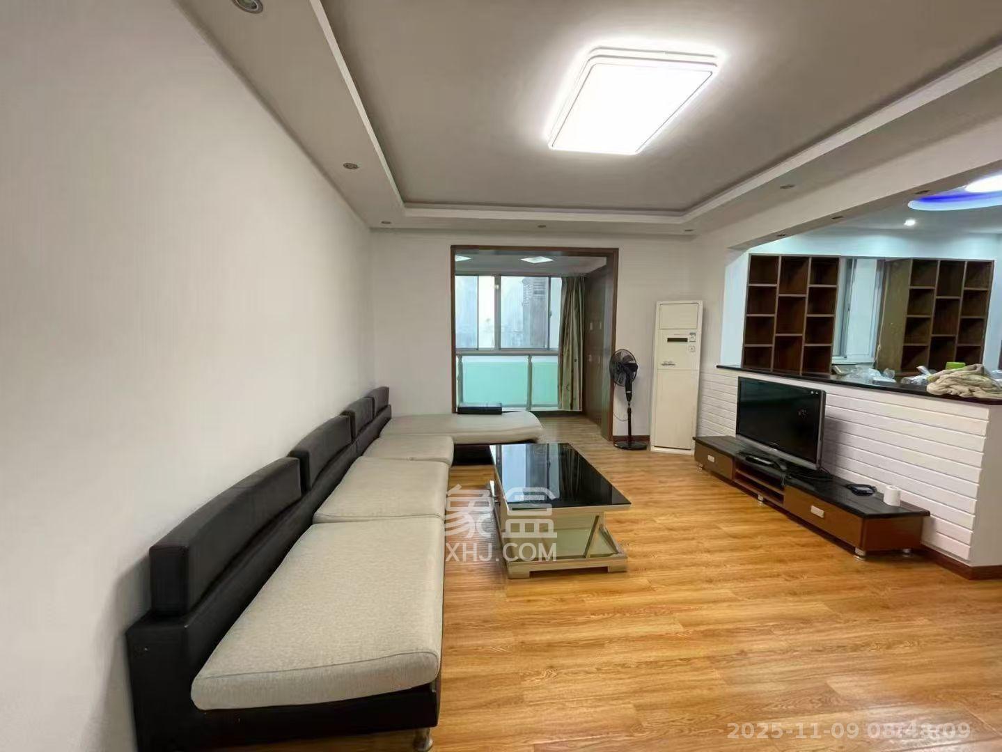 湘麓国际 3室2厅2卫 2800.0元/月 湘麓国际 3室2厅2卫 2800.0元/月室内图