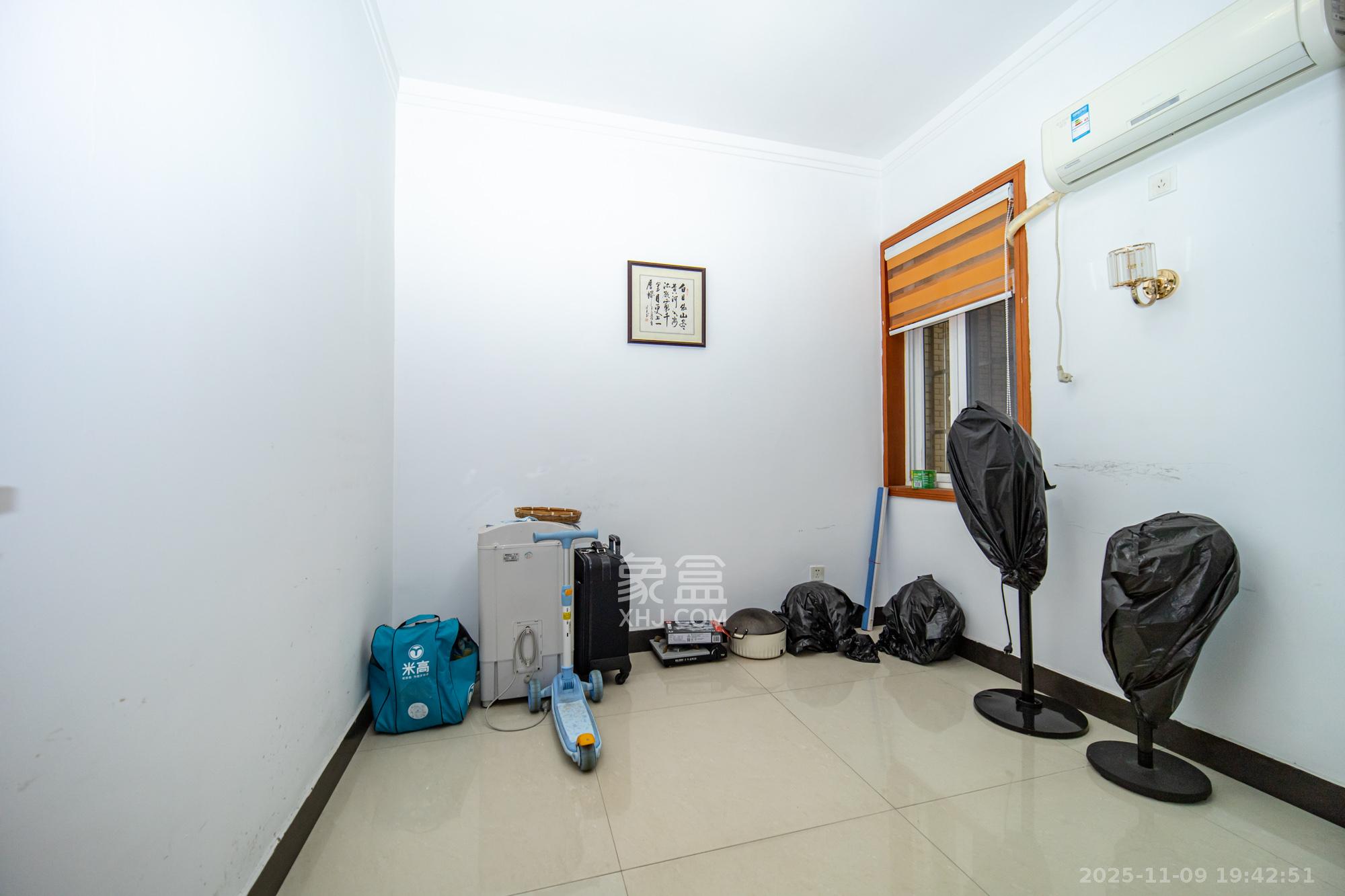 楚天家园  3室2厅2卫    59.8万卧室