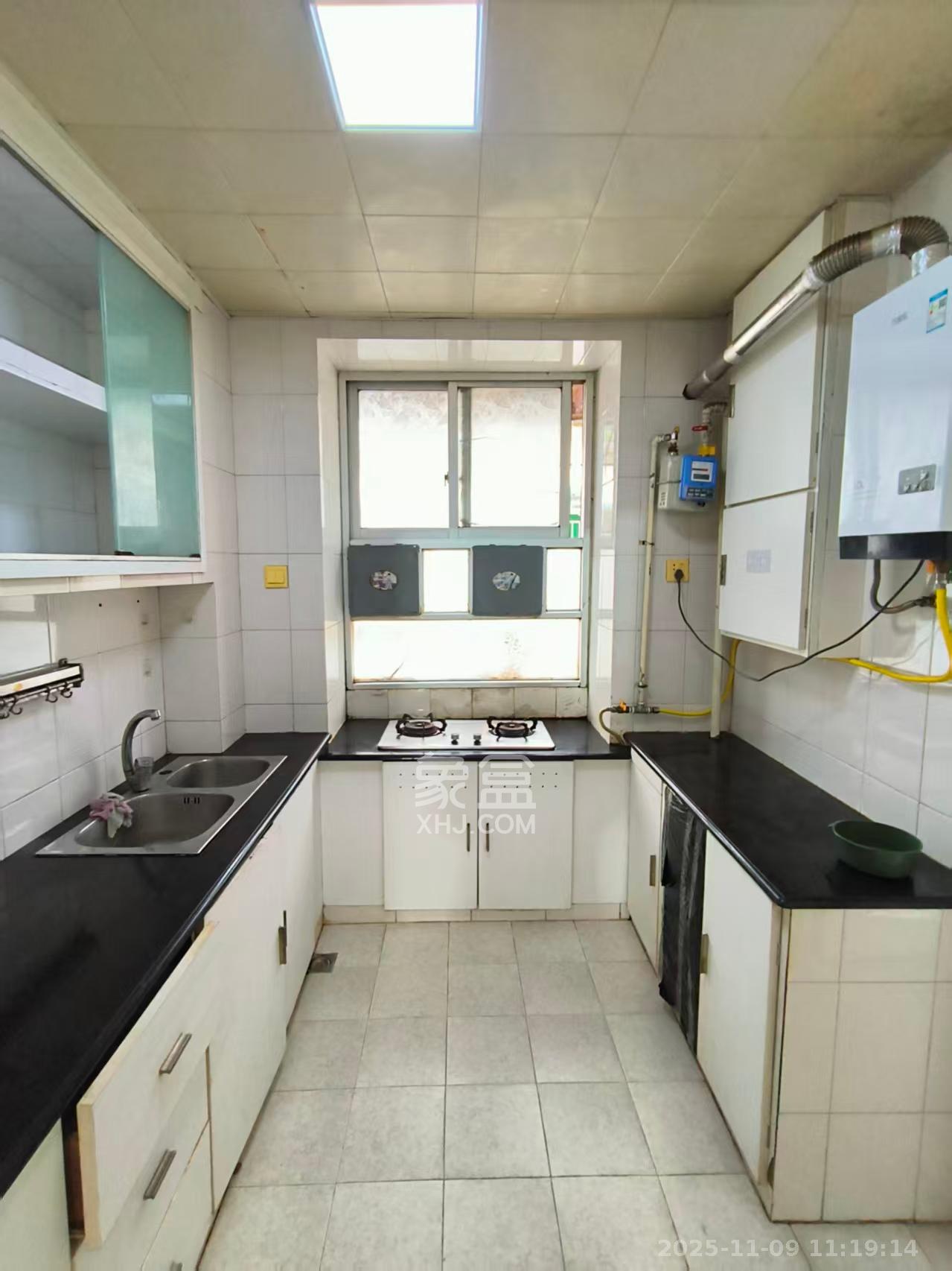 人民新村  2室1厅1卫    2000.0元/月室内图