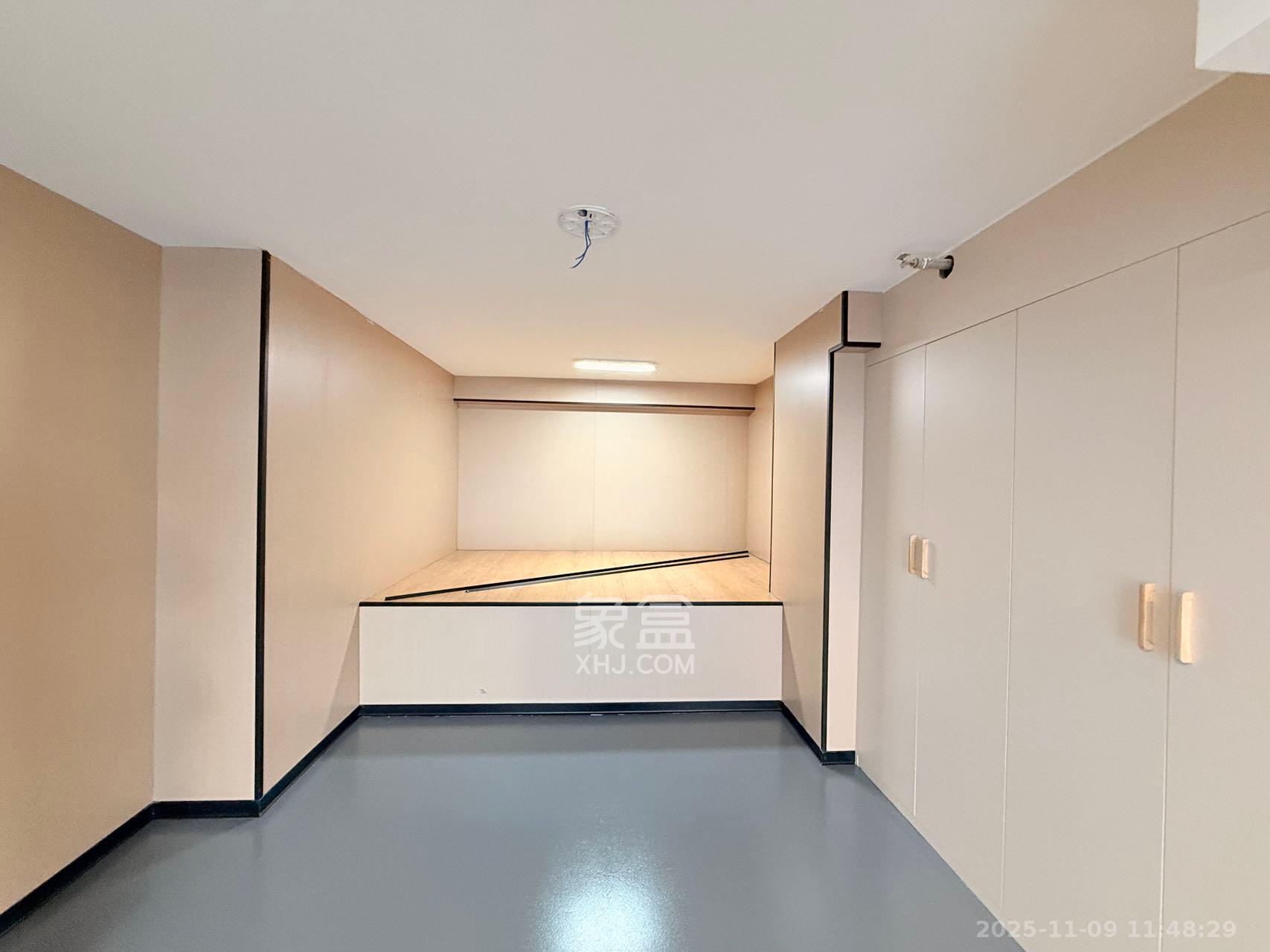 卓越中寰  1室1厅1卫    6000.0元/月室内图