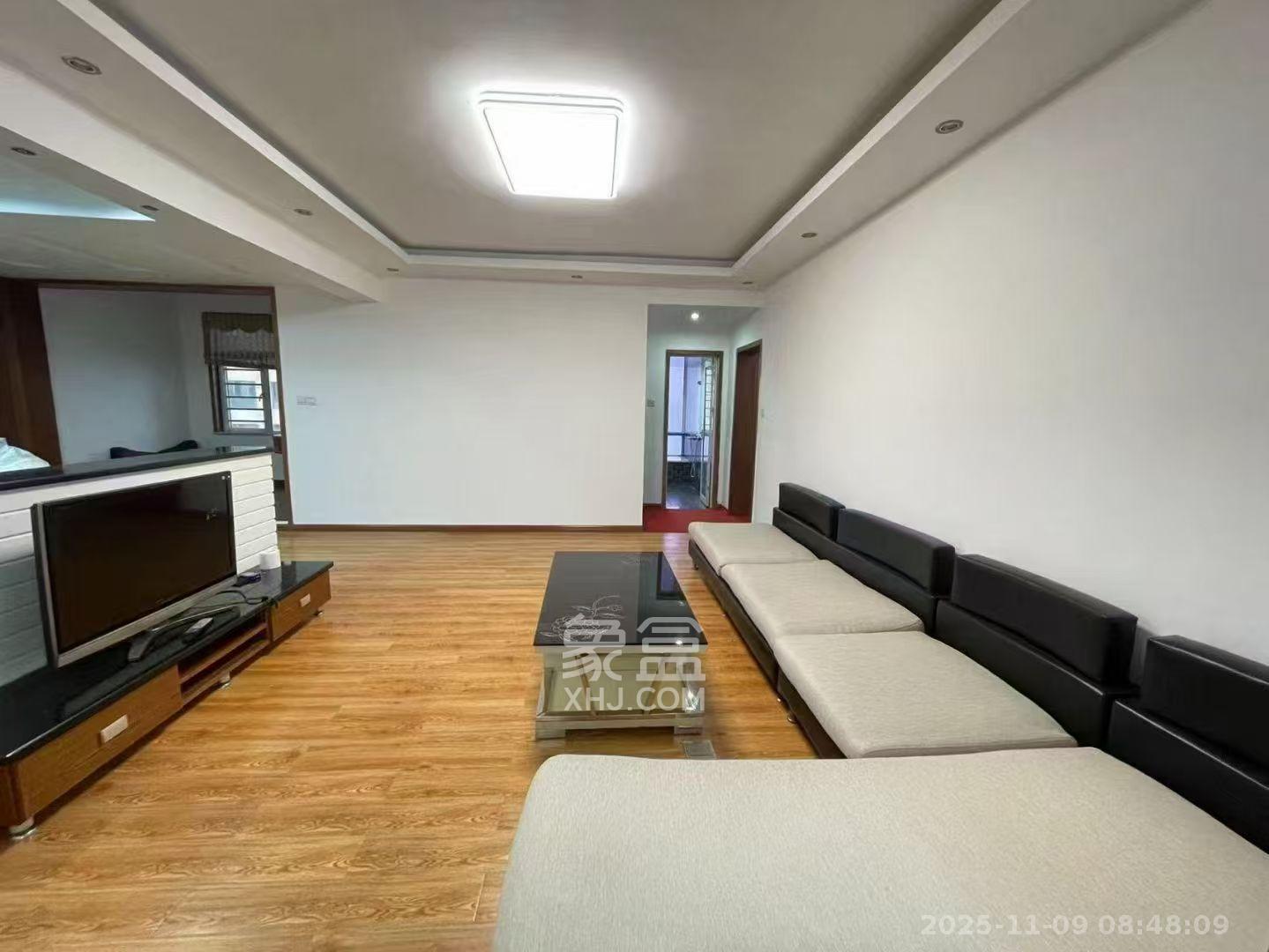 湘麓国际 3室2厅2卫 2800.0元/月 湘麓国际 3室2厅2卫 2800.0元/月室内图