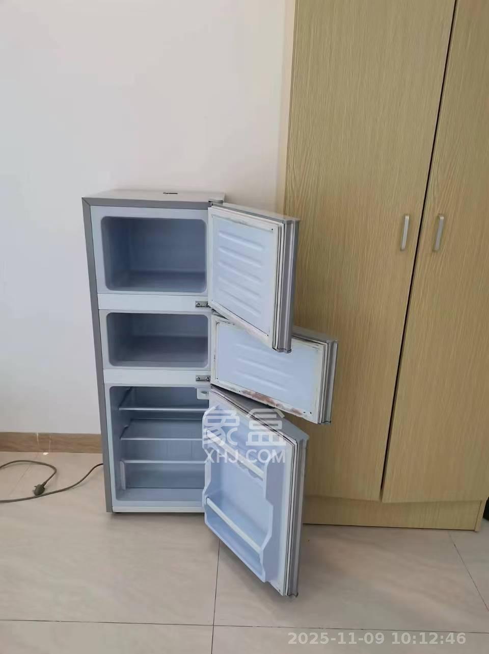 江山帝景哈佛  3室2厅1卫    1800.0元/月室内图