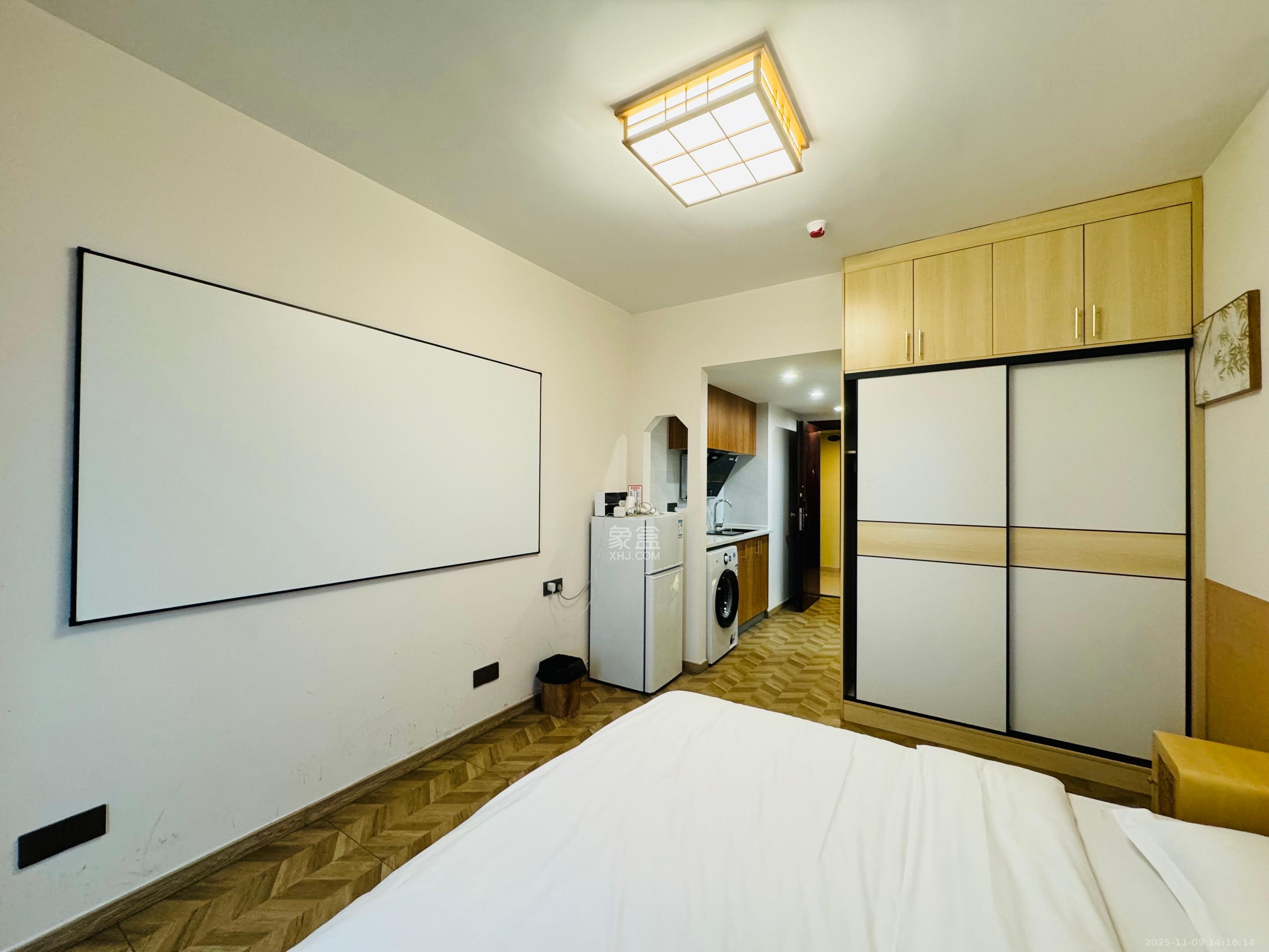 碧桂园城市之光  1室1厅1卫    1400.0元/月室内图