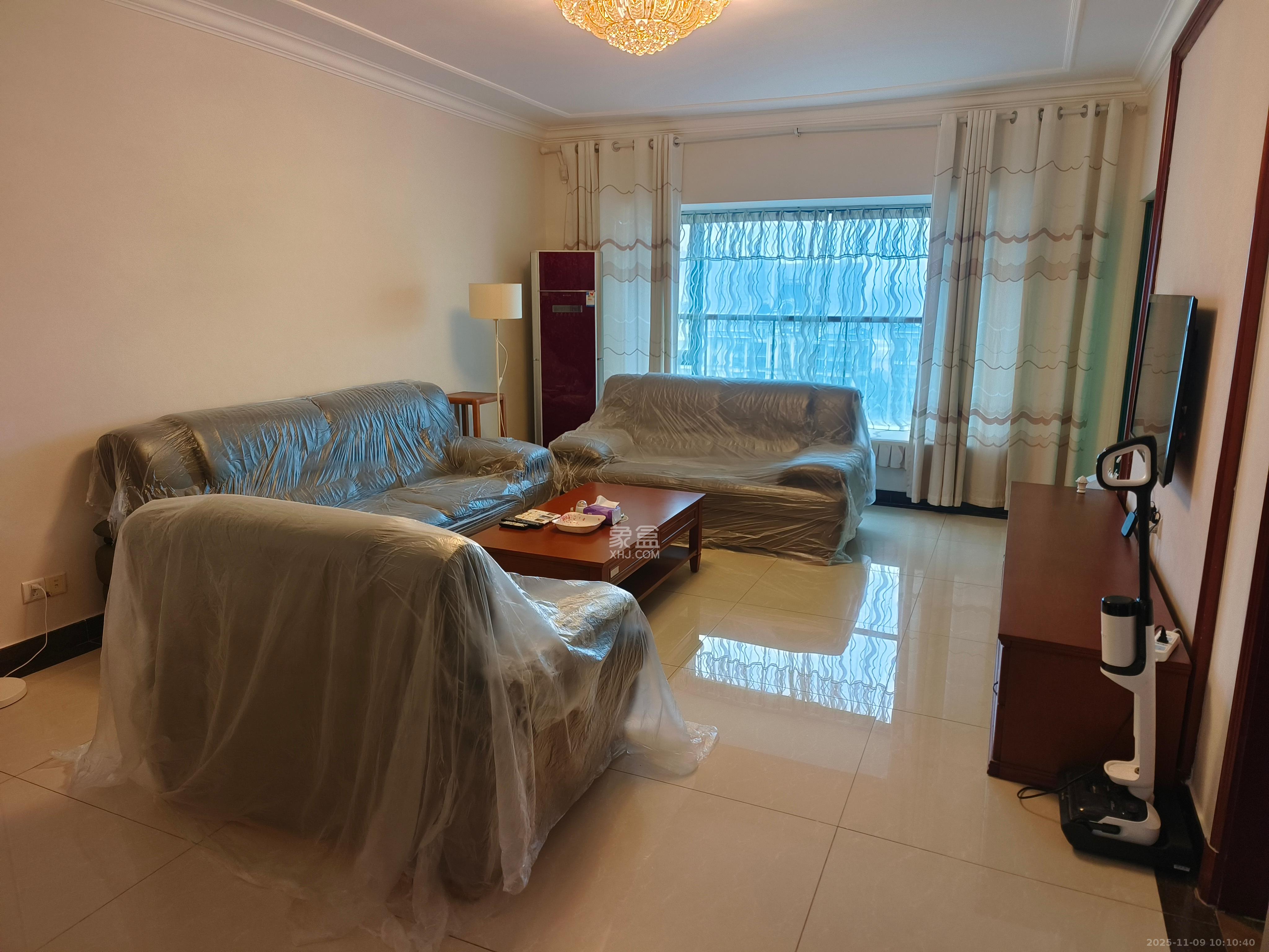 恒大华府  4室2厅2卫    5500.0元/月室内图