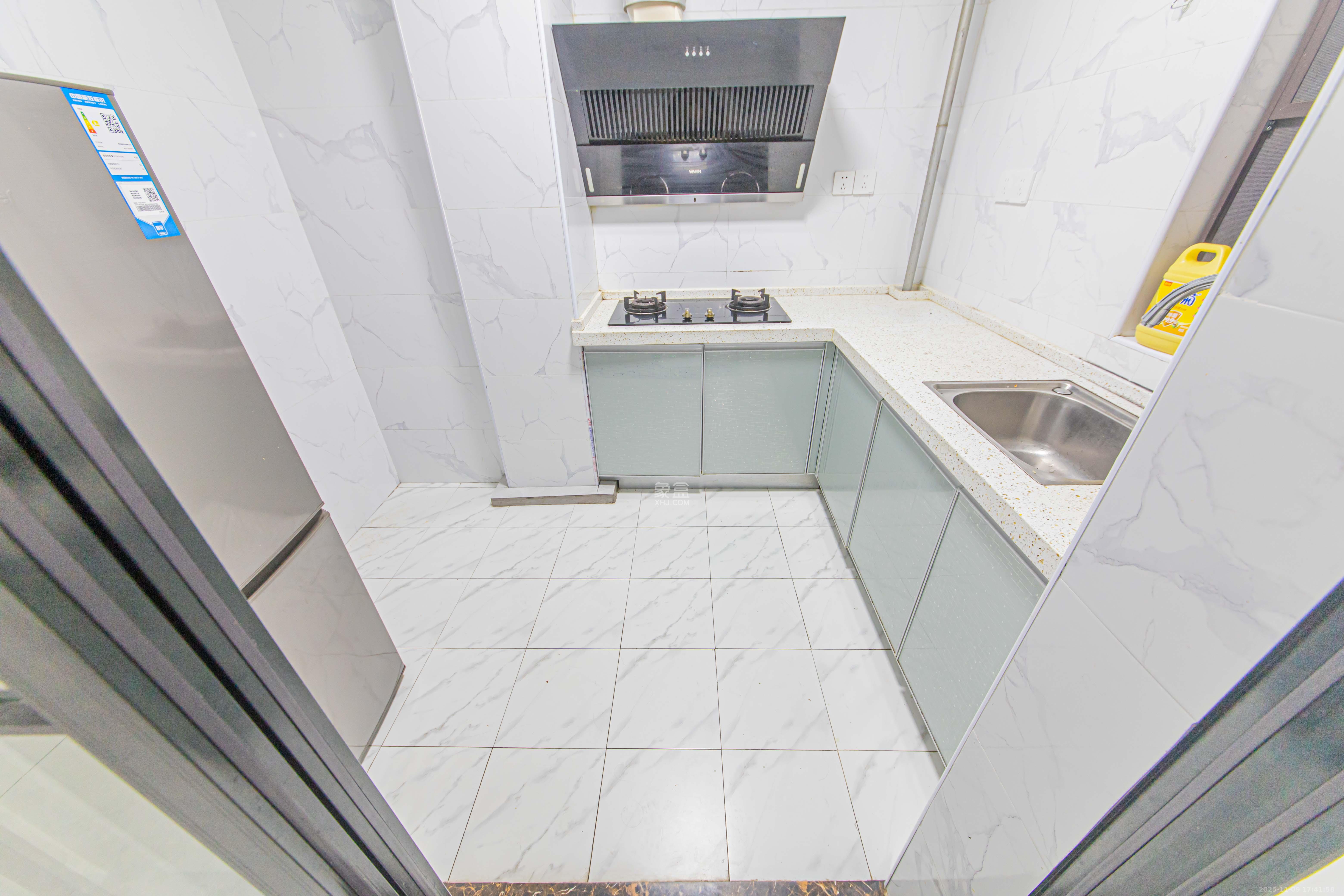 北辰中央公园C区  3室2厅2卫    70.0万厨房