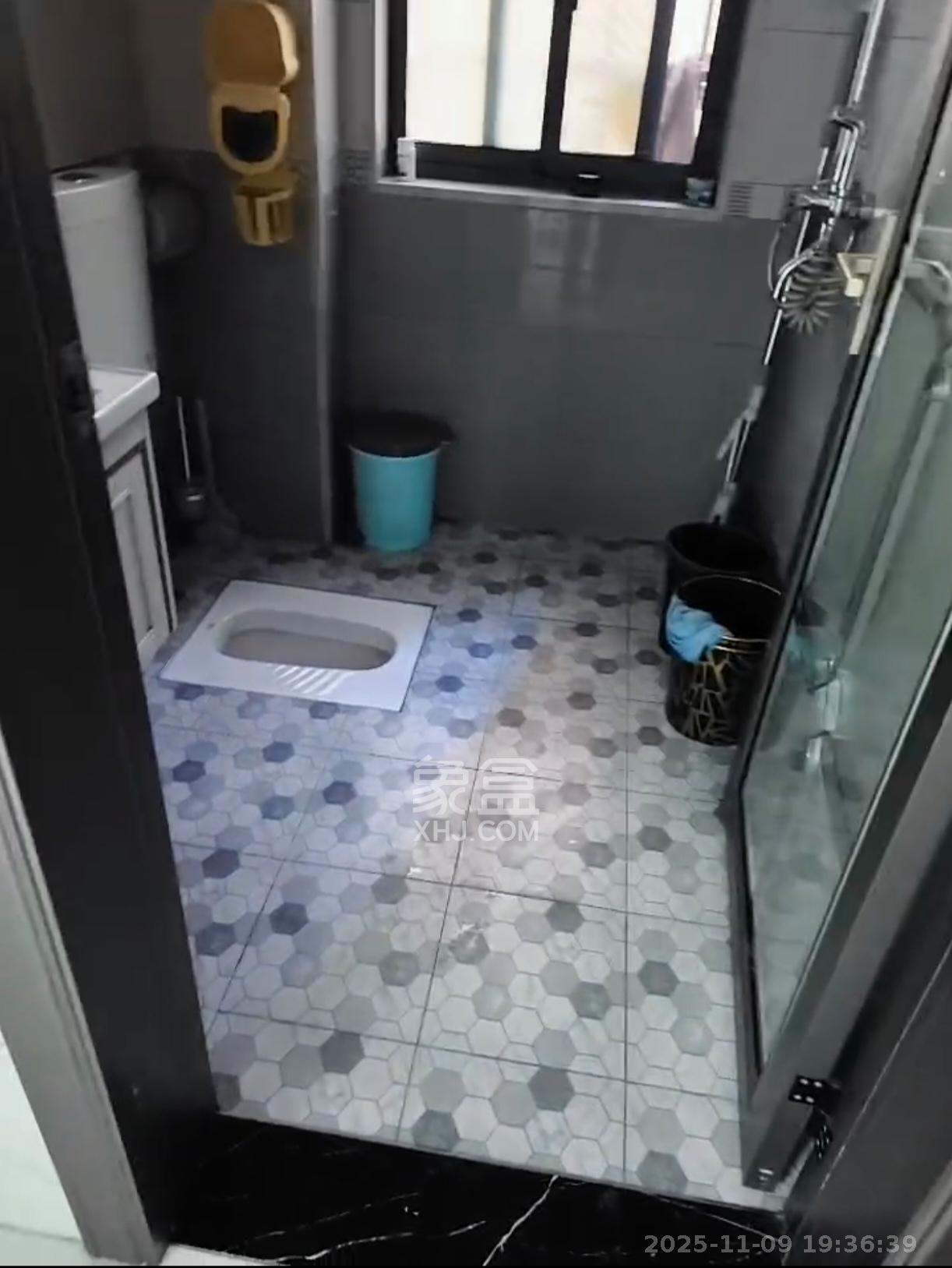 洋湖明园一期  2室1厅1卫    1800.0元/月室内图