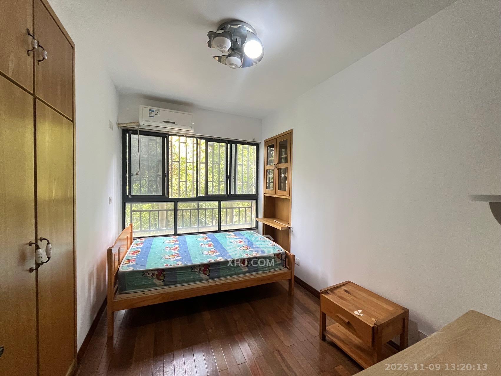 保利麓谷林语A区  3室2厅2卫    2000.0元/月室内图