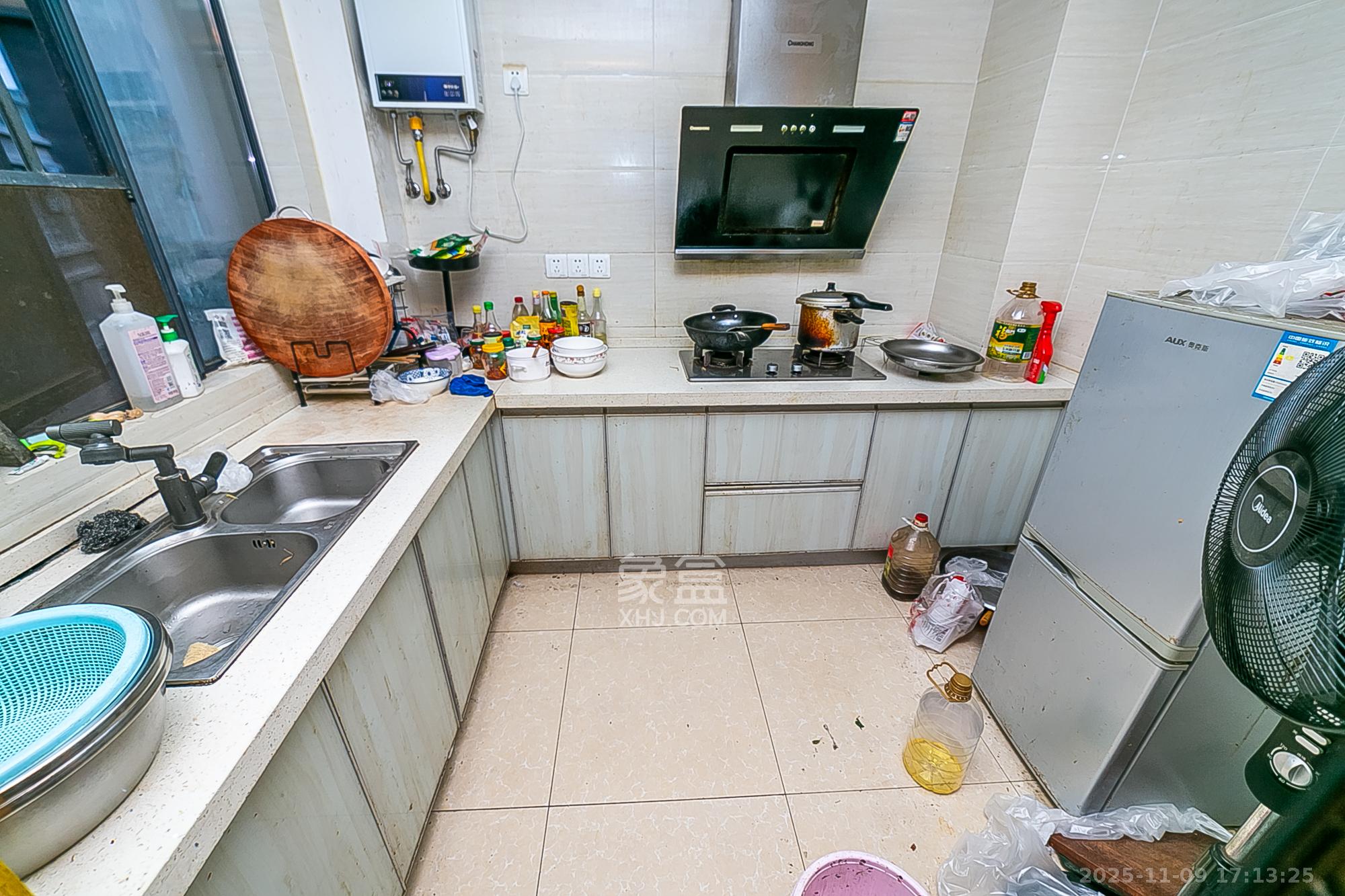 荣悦台 3室2厅2卫 155.0万 荣悦台 3室2厅2卫 155.0万其他