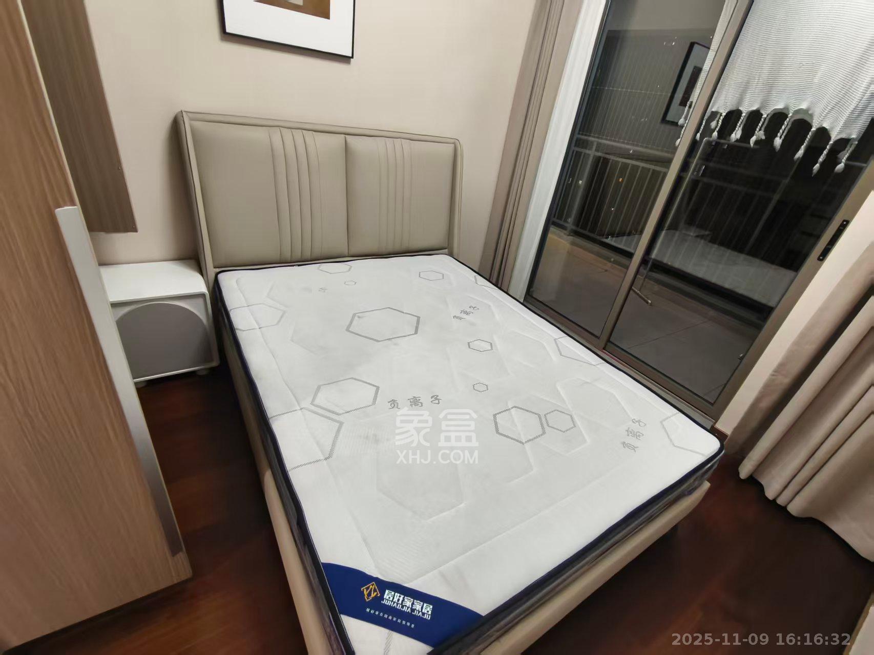 旭辉雨花郡  4室2厅2卫    4400.0元/月室内图