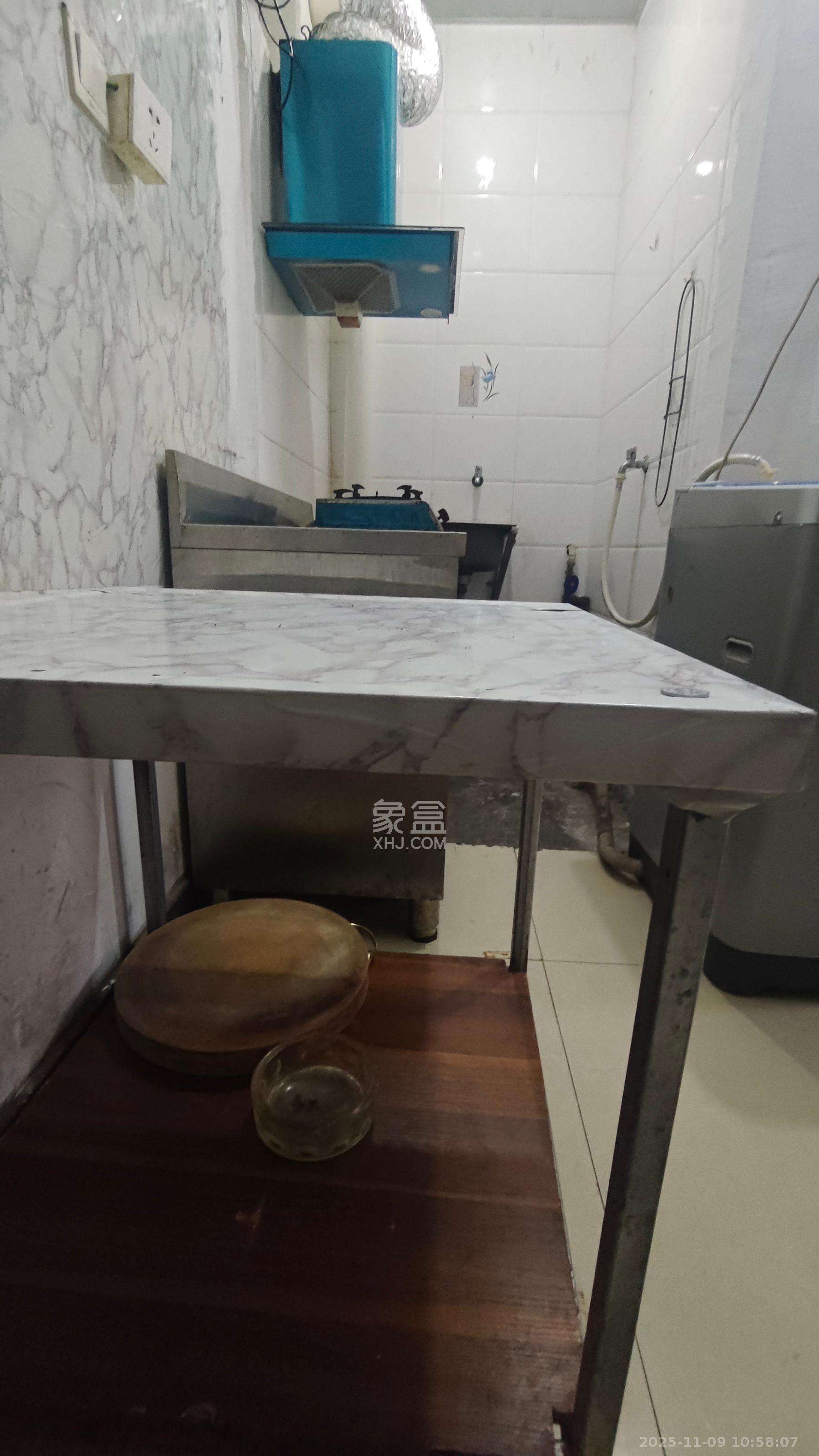 洪西安置小区（洪缘小区）  2室1厅1卫    1300.0元/月室内图