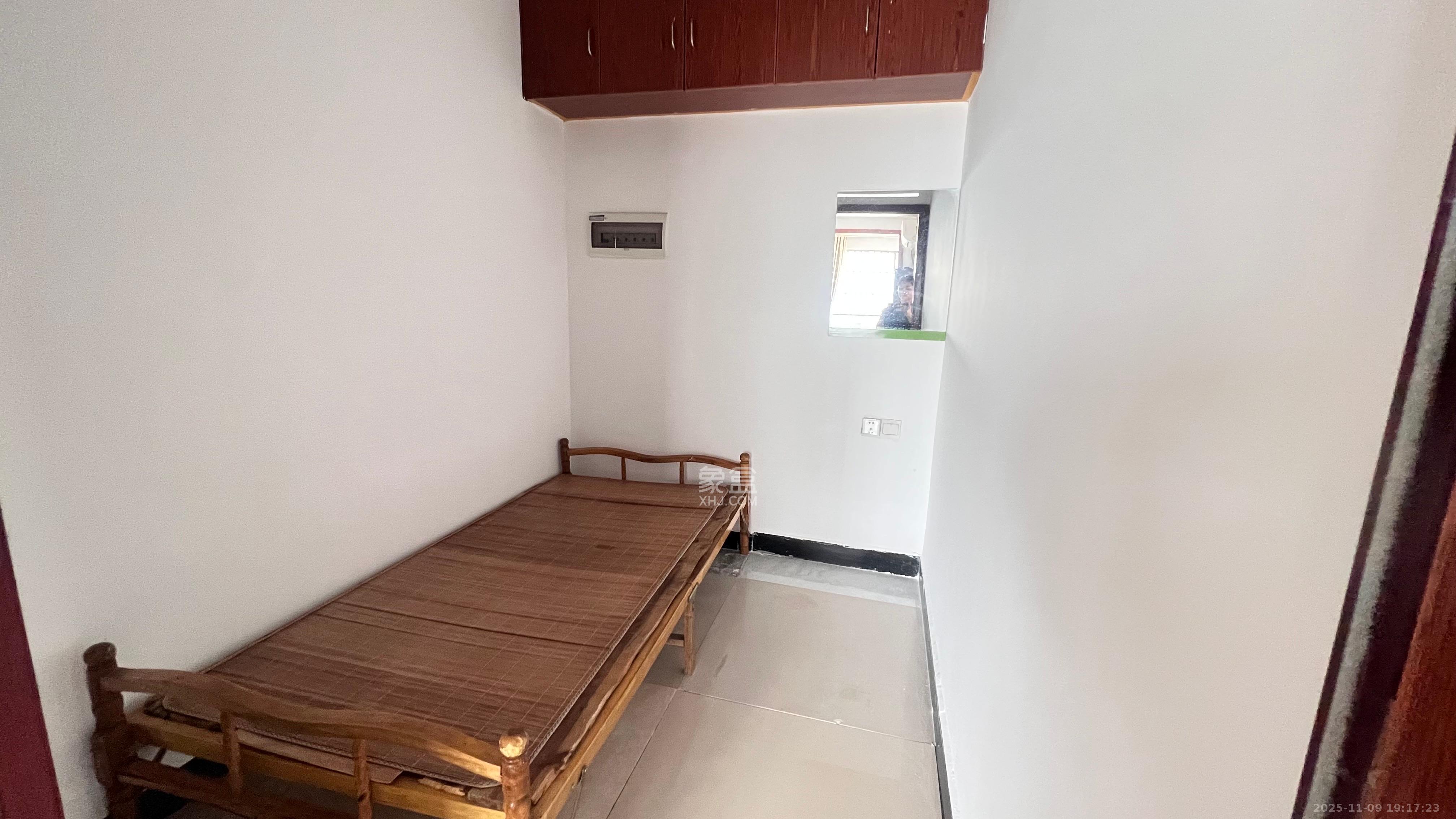 恒广国际景园一二区 2室1厅1卫 1800.0元/月 恒广国际景园一二区 2室1厅1卫 1800.0元/月室内图