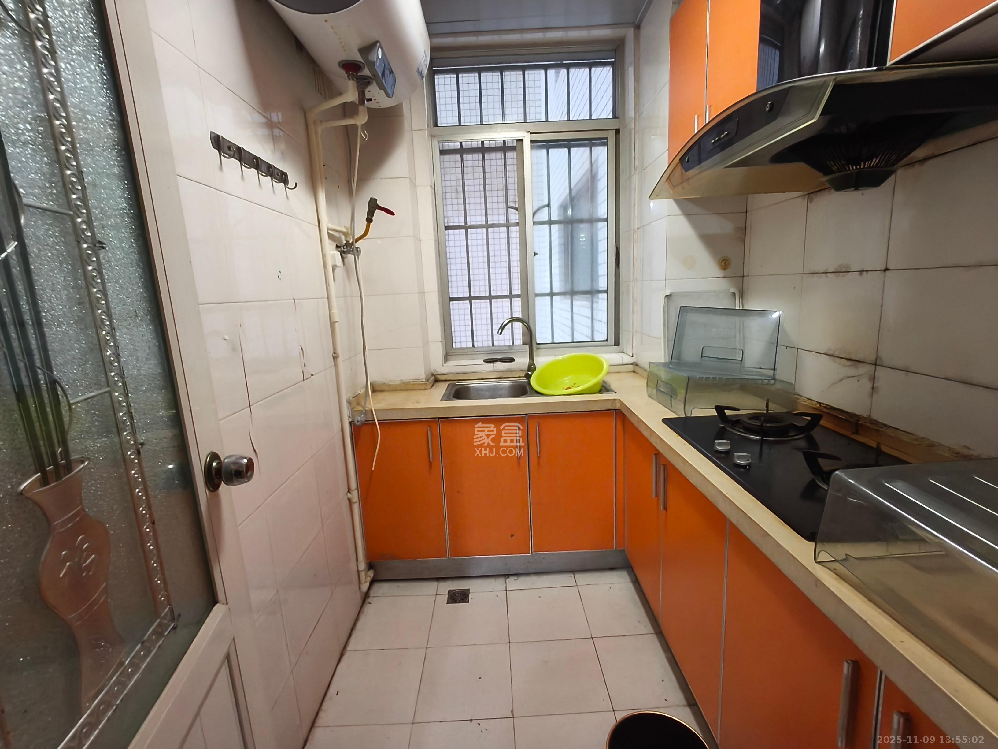 东方新世界 2室1厅1卫 2000.0元/月 东方新世界 2室1厅1卫 2000.0元/月室内图