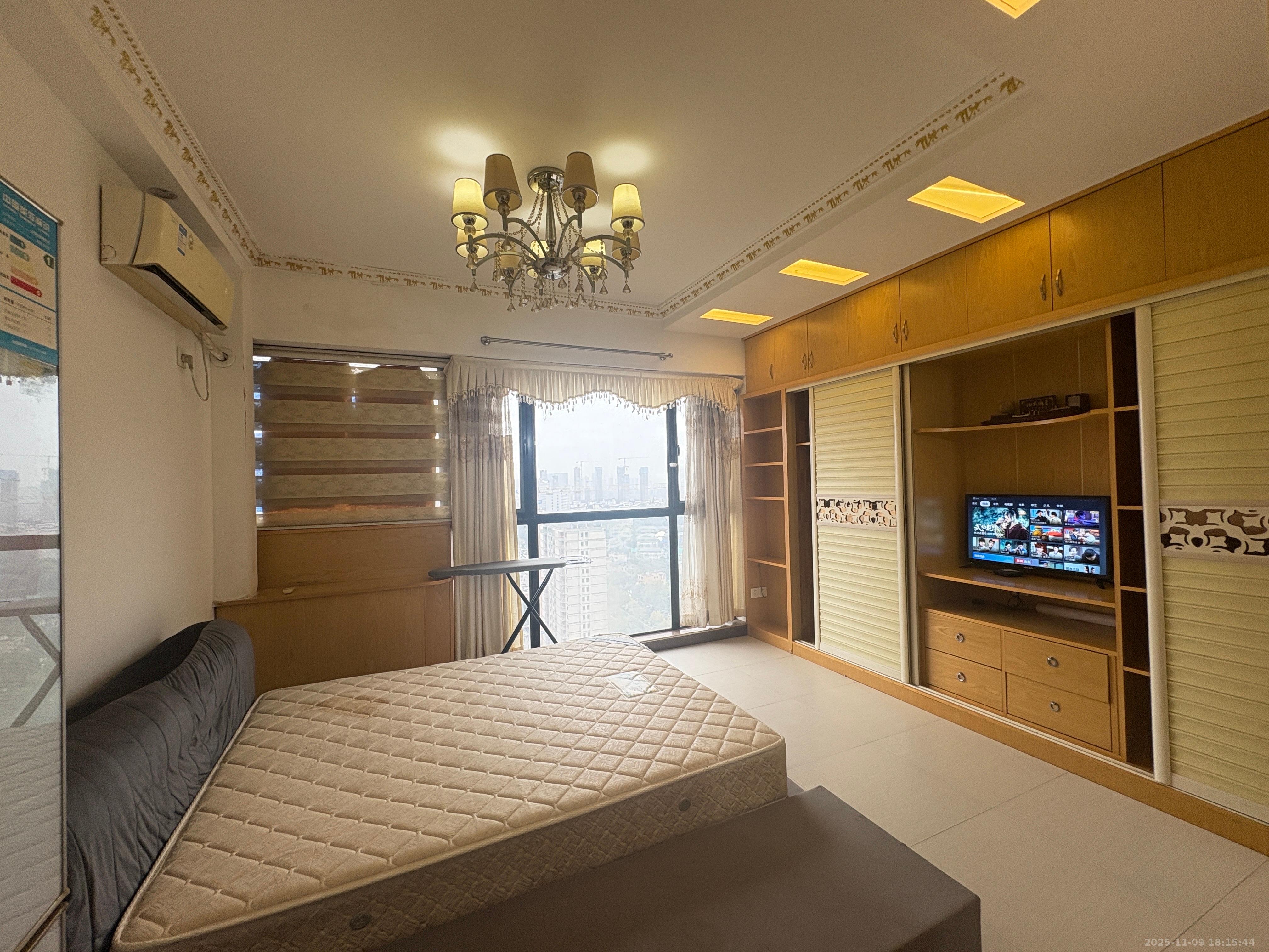 麓谷明珠 1室0厅1卫 1500.0元/月 麓谷明珠 1室0厅1卫 1500.0元/月室内图