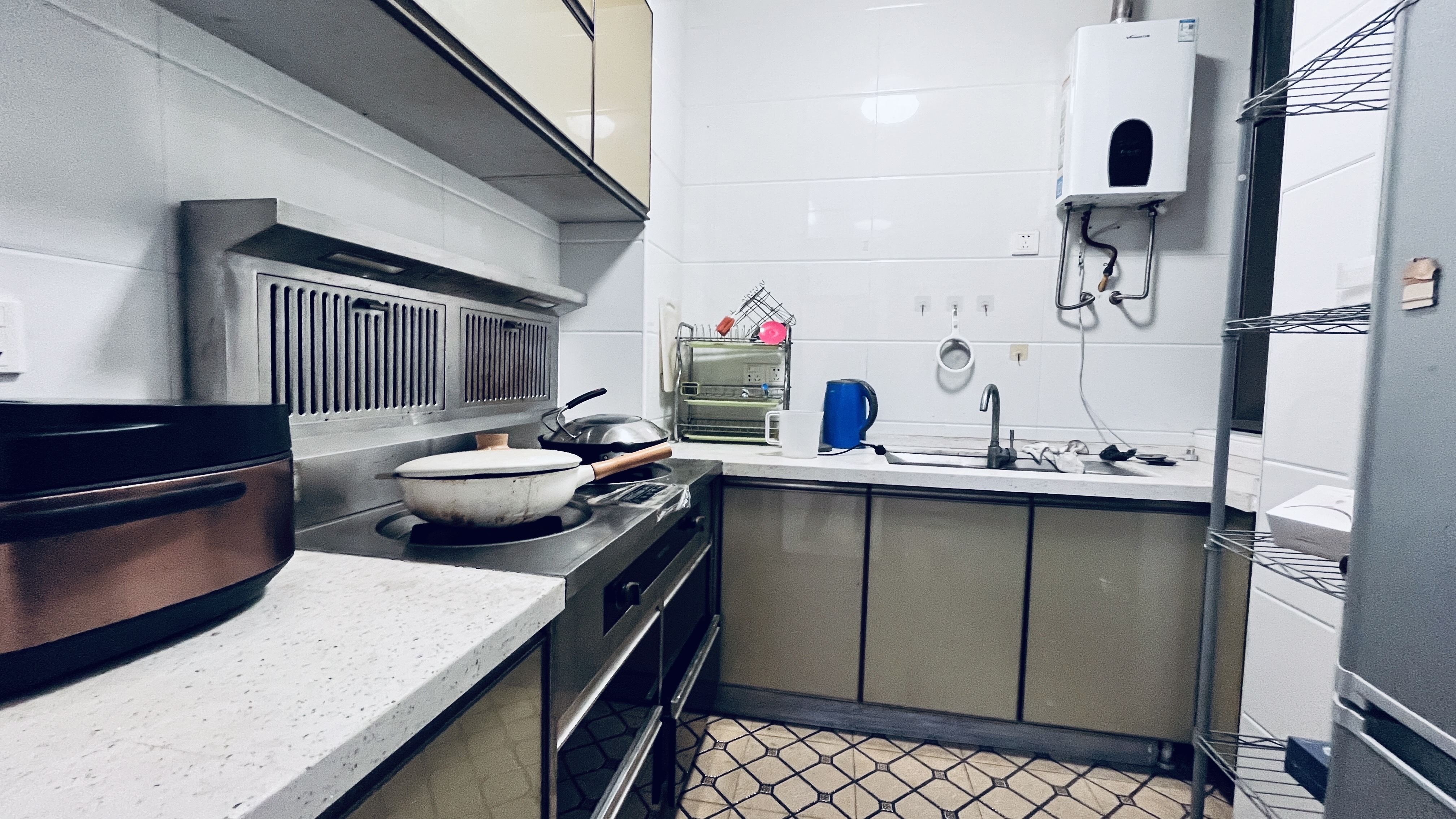 香格里拉 2室2厅1卫 39.0万 香格里拉 2室2厅1卫 39.0万厨房