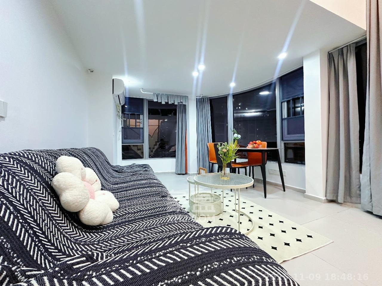 保利天禧EF区  2室1厅1卫    2800.0元/月室内图