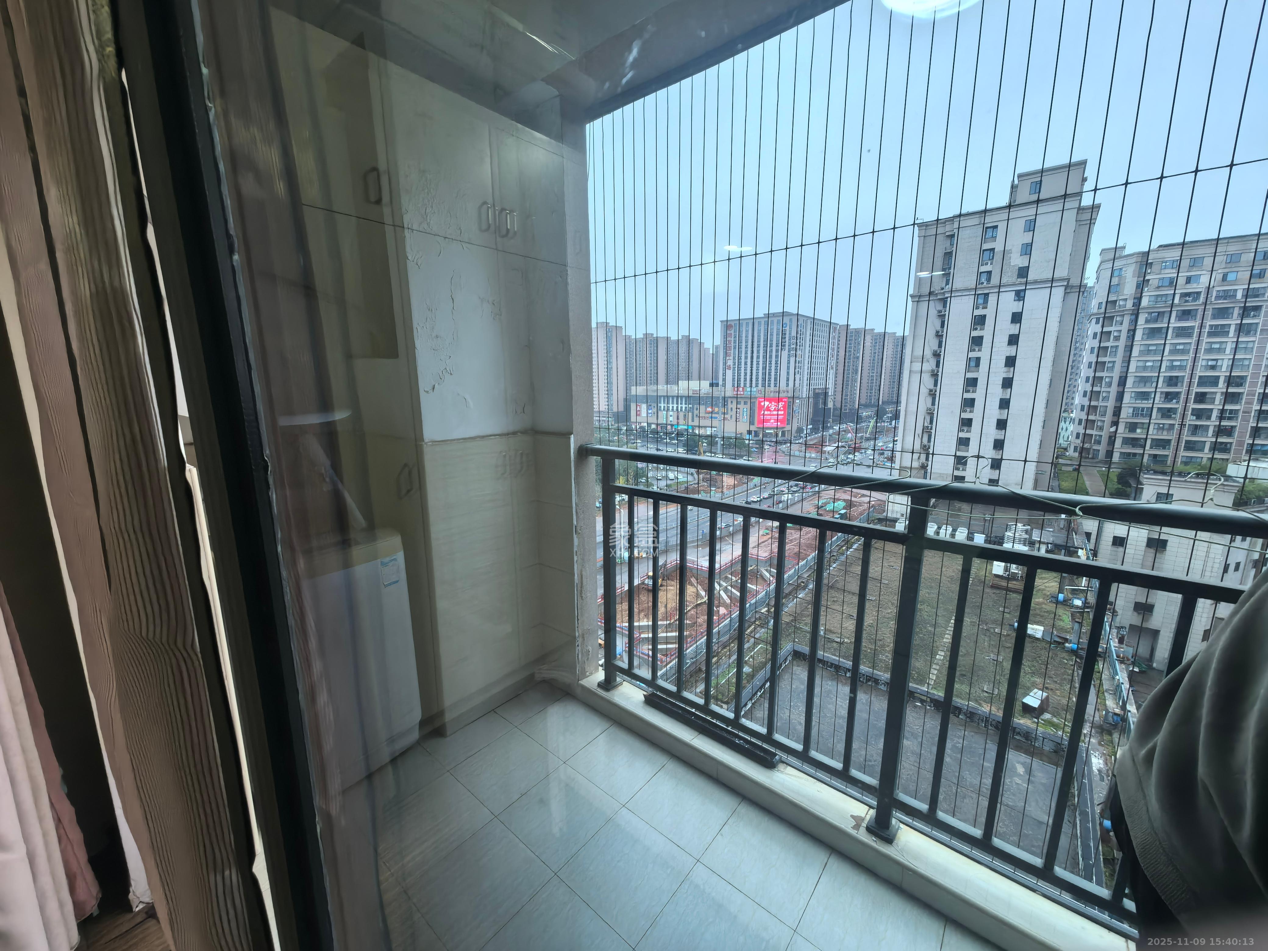 创世纪广场  1室1厅1卫    1200.0元/月室内图