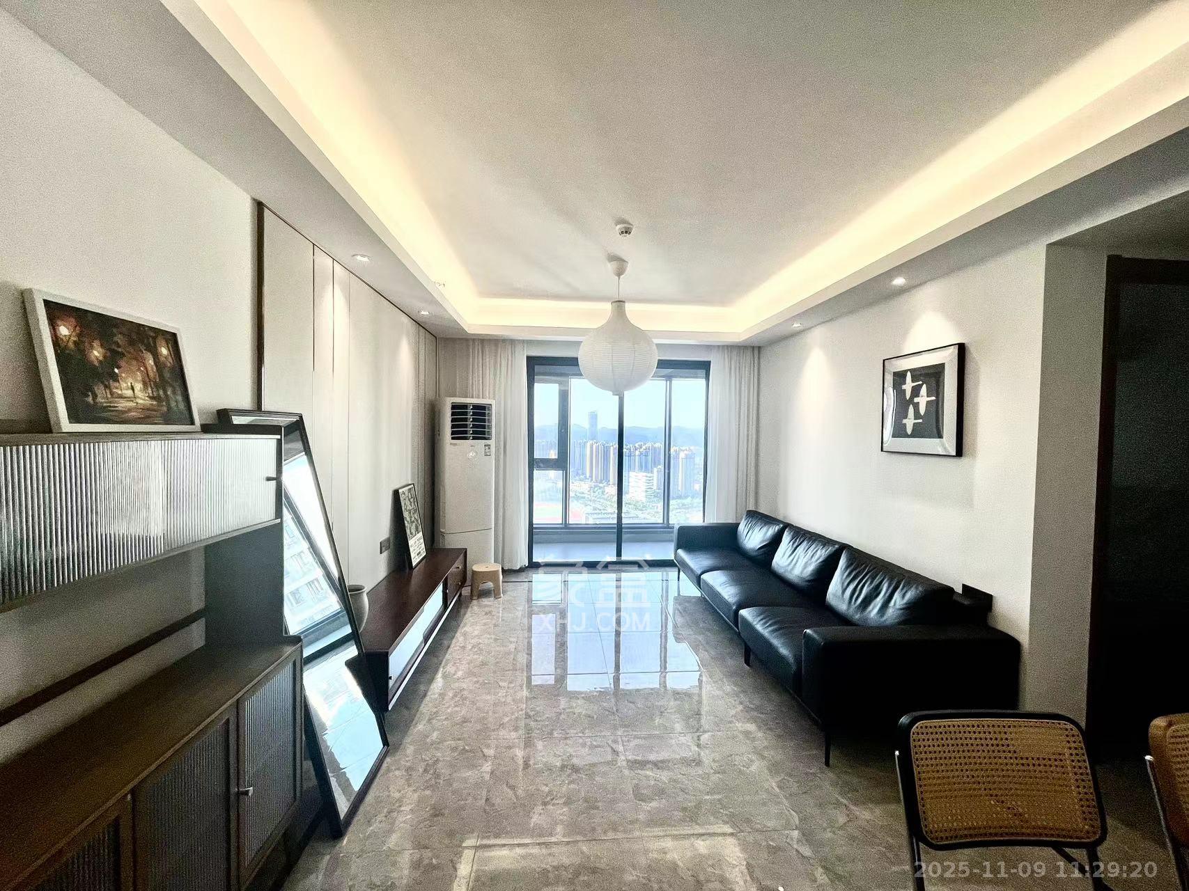 梅溪悦章  3室2厅2卫    3700.0元/月