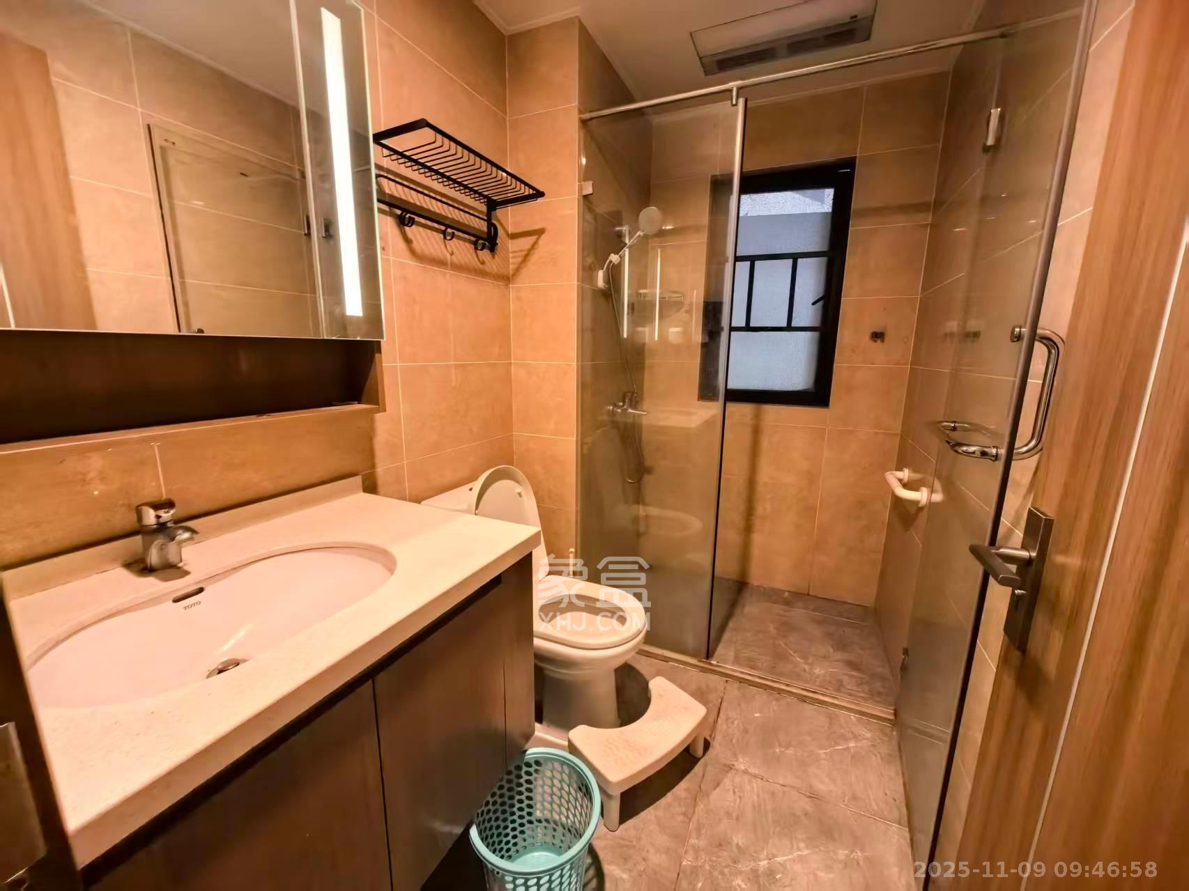 保利茉莉公馆 3室2厅2卫 3100.0元/月 保利茉莉公馆 3室2厅2卫 3100.0元/月室内图