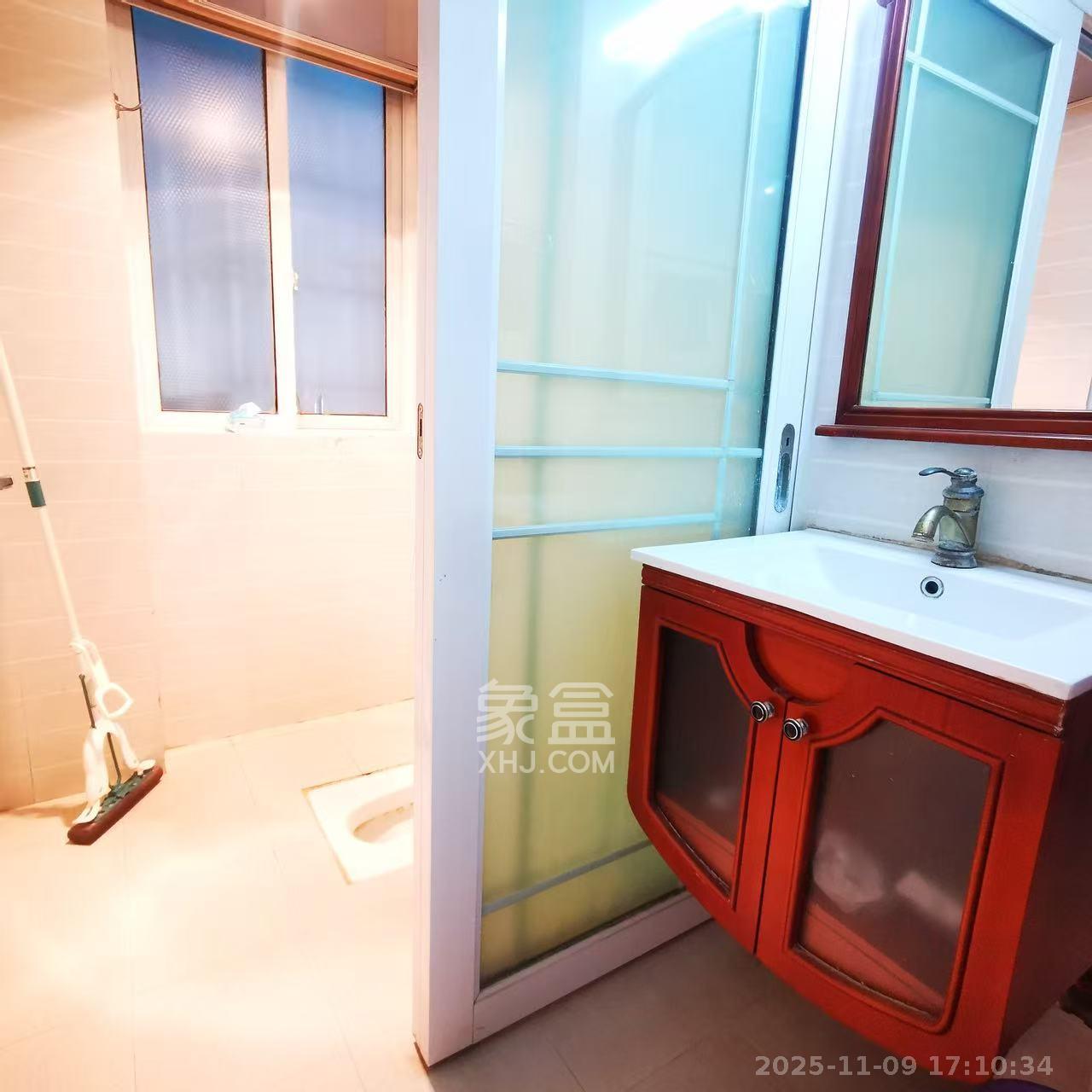 天心华庭  1室1厅1卫    4000.0元/月室内图