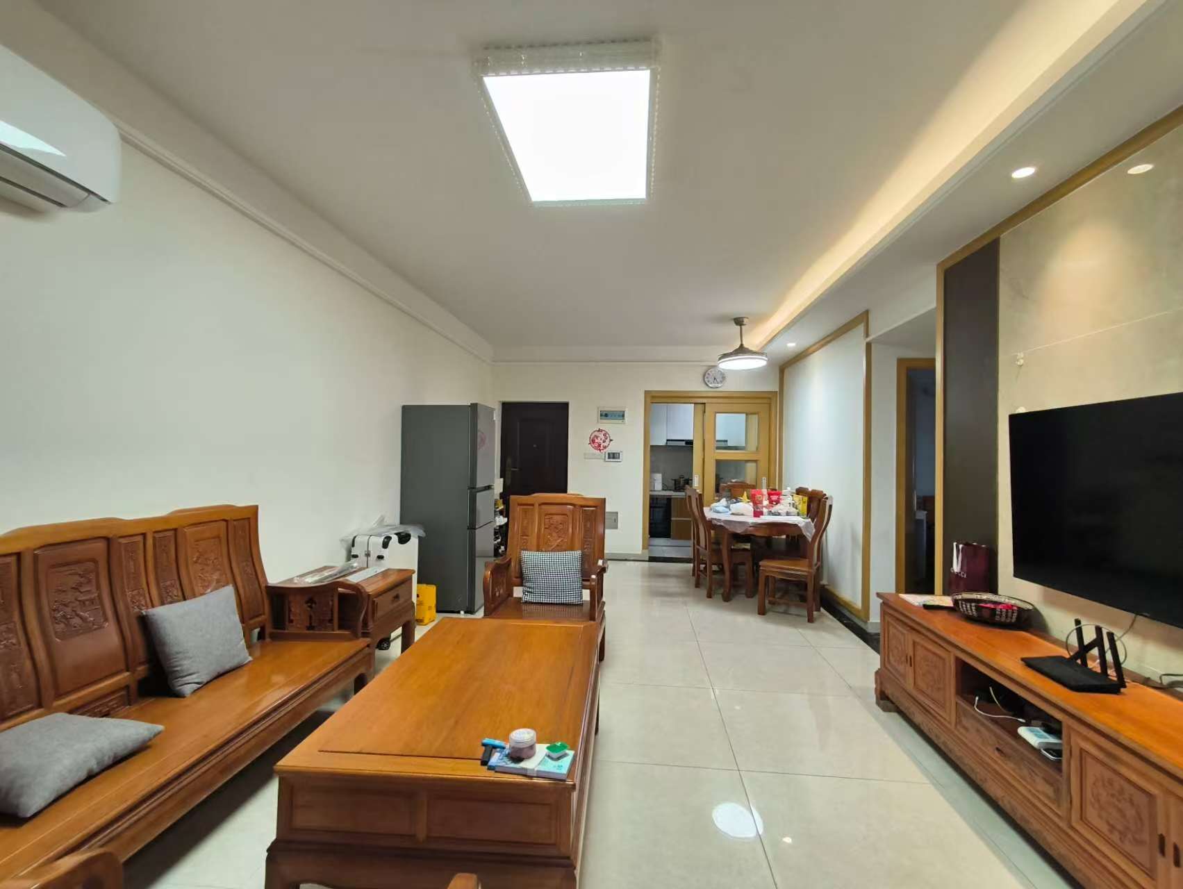 现代美居（喜盈门）  2室2厅1卫    2650.0元/月室内图