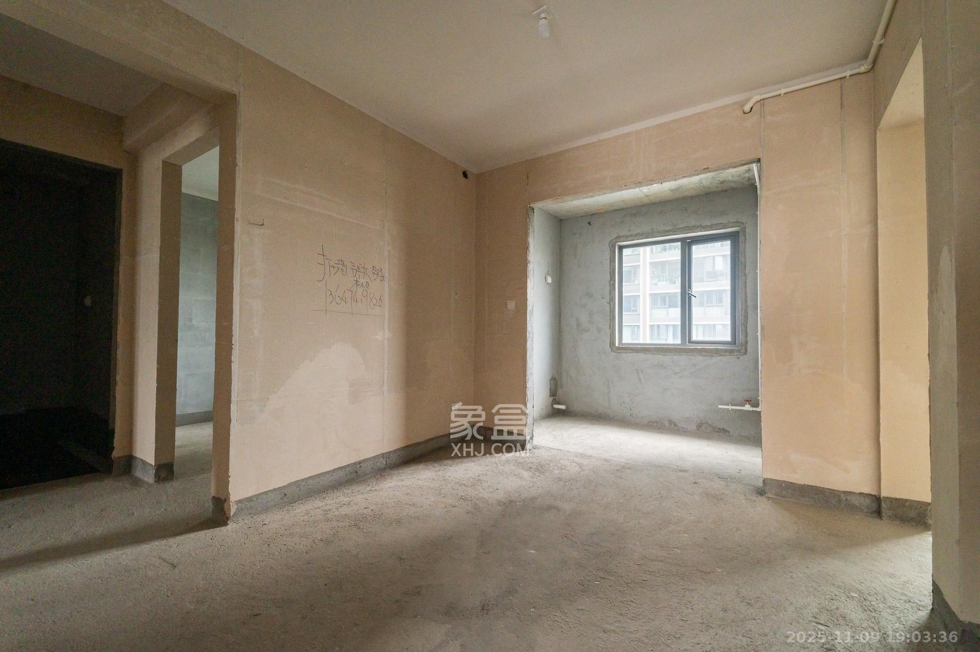 绿城美的明月江南  4室2厅2卫    126.0万其他