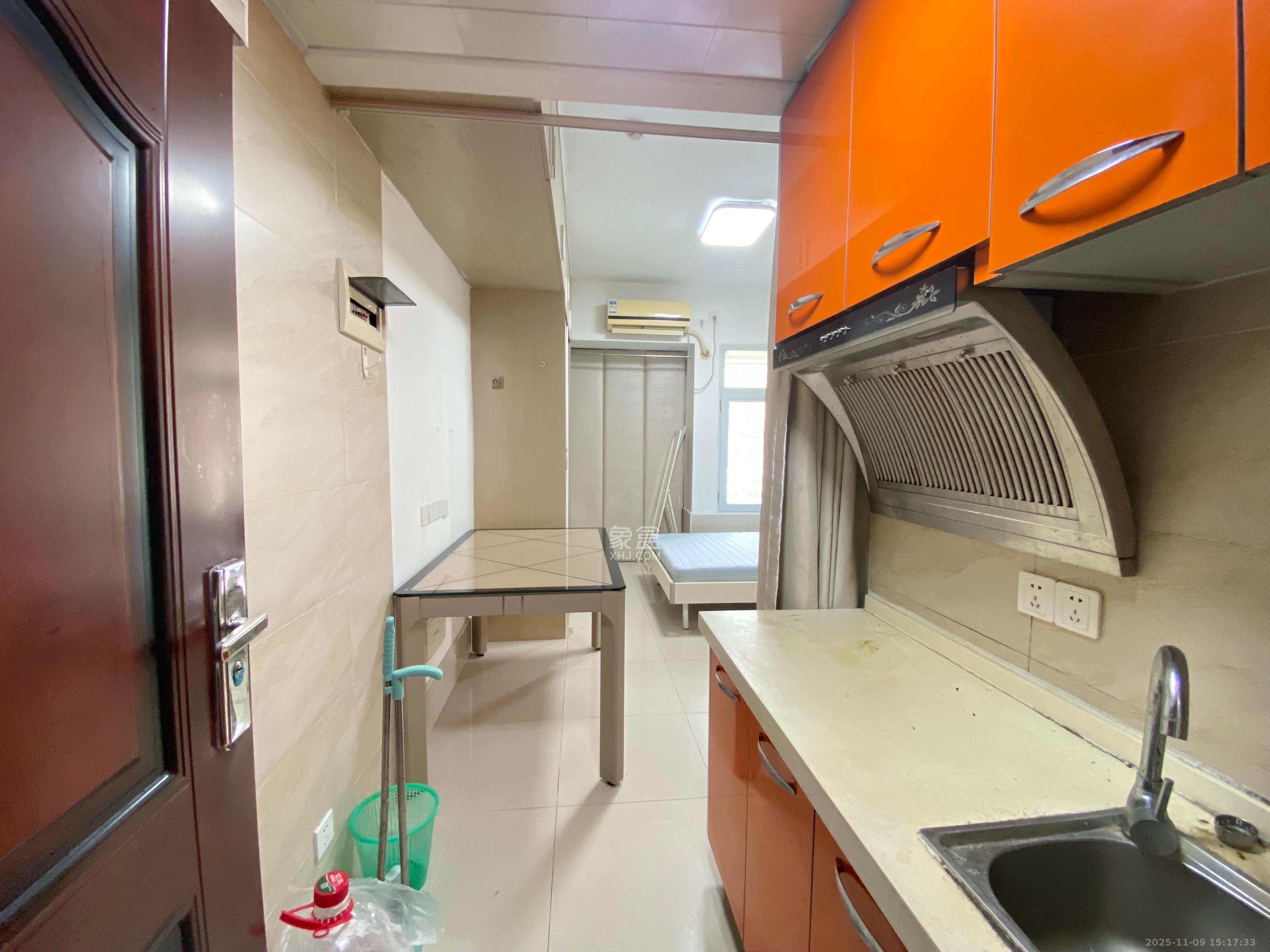 雅第大厦  1室1厅1卫    1500.0元/月室内图