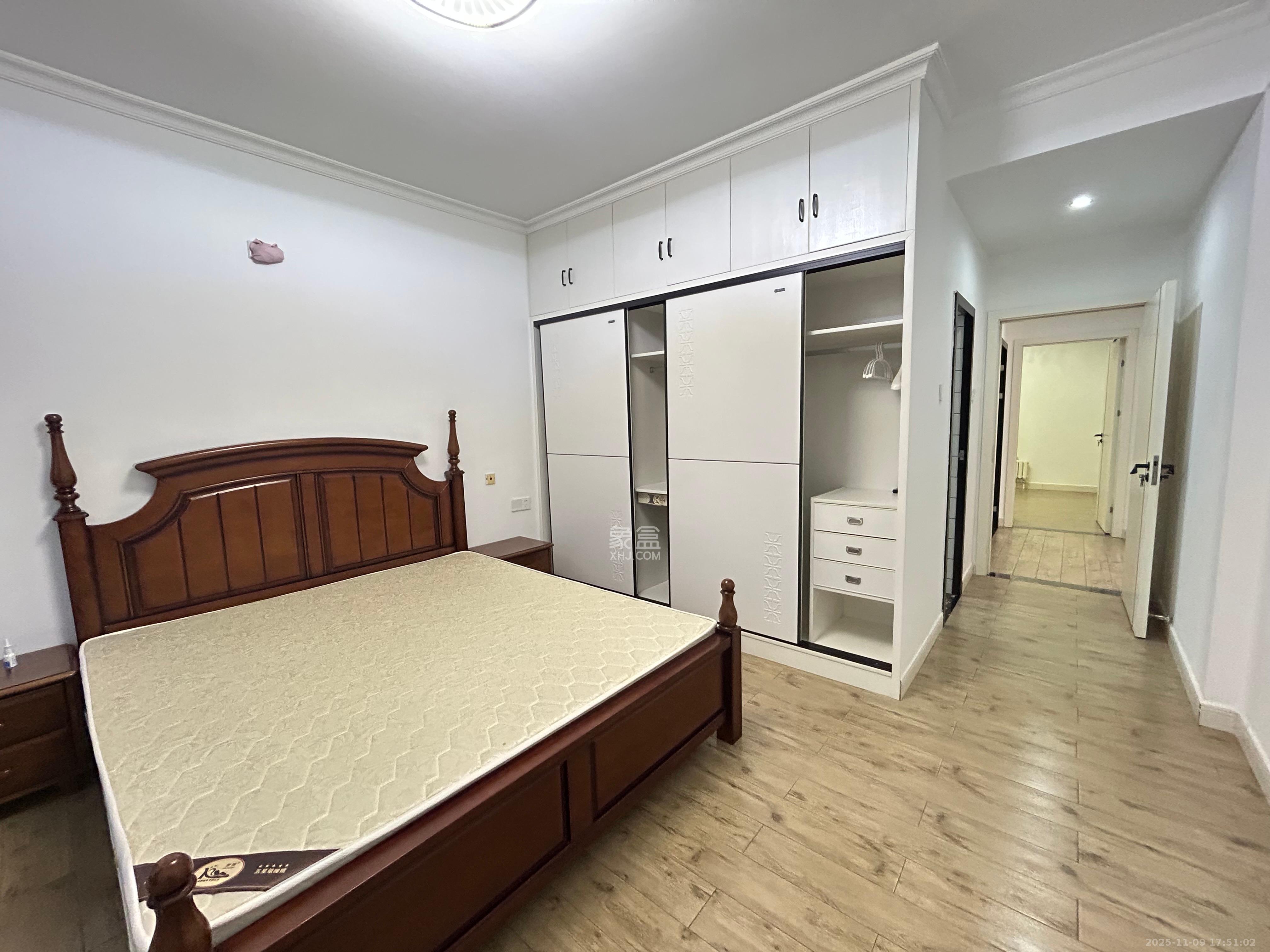 怡海星城 1室0厅0卫 3000.0元/月 怡海星城 1室0厅0卫 3000.0元/月室内图