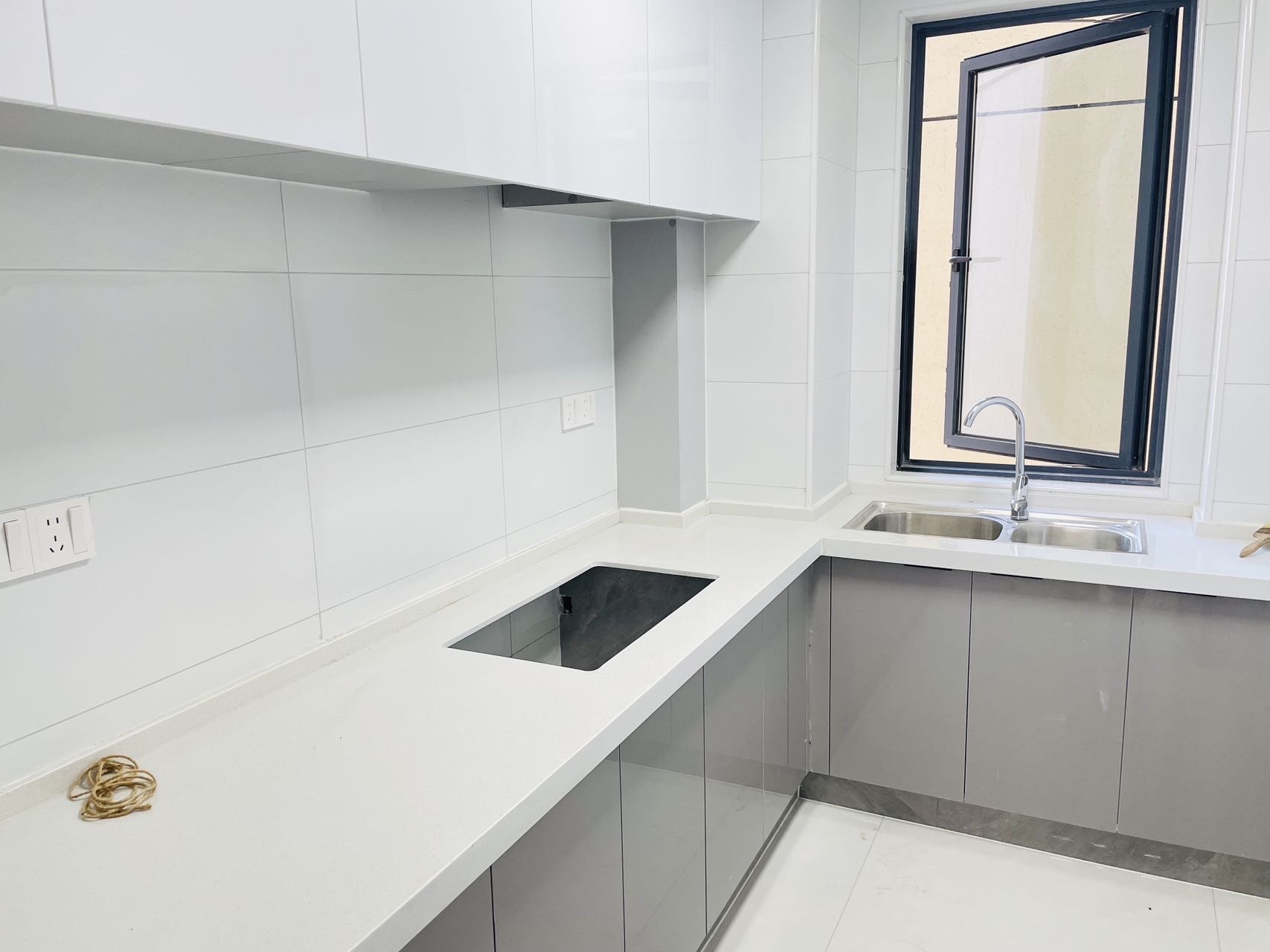 金石蓉园  4室2厅2卫    3200.0元/月户型图