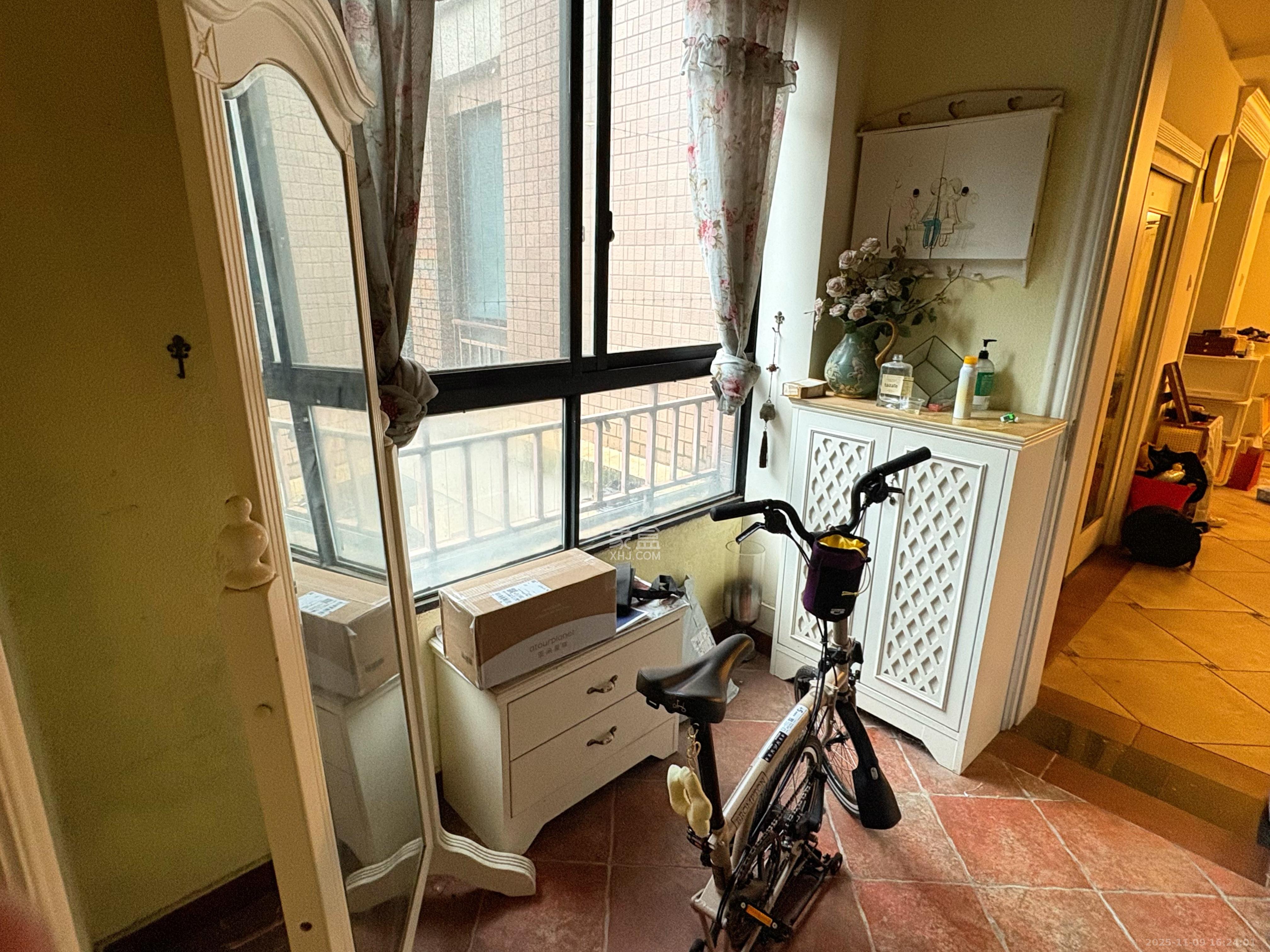 华润凤凰城一期 3室2厅1卫 1800.0元/月 华润凤凰城一期 3室2厅1卫 1800.0元/月室内图