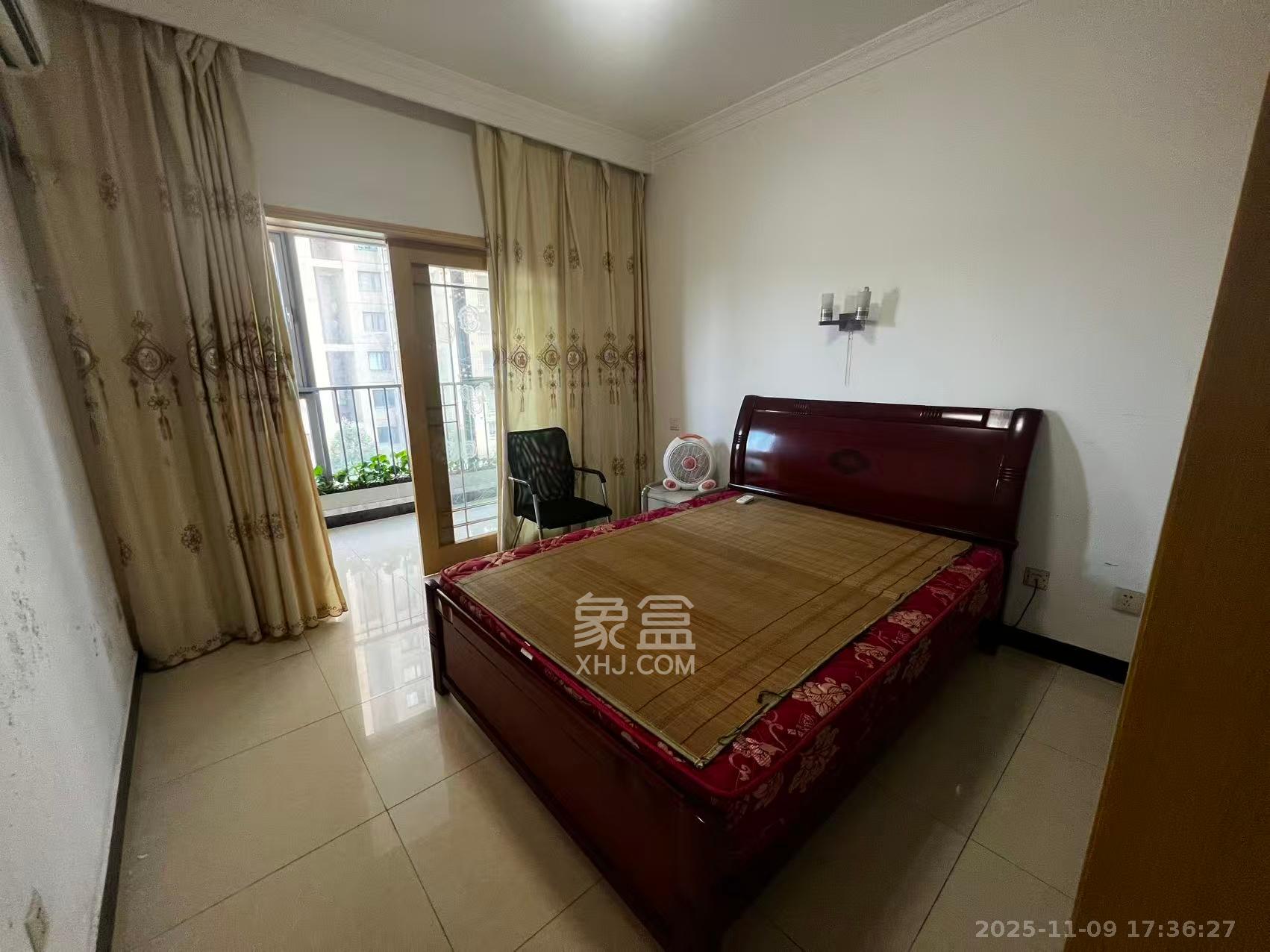 怡海星城  1室1厅1卫    1100.0元/月室内图