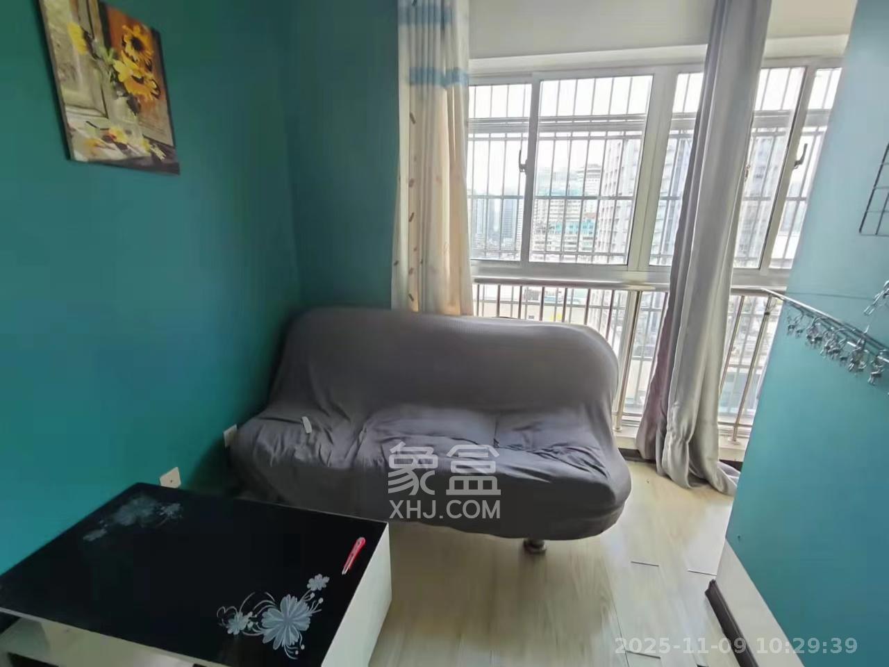 君临国际  1室1厅1卫    1700.0元/月室内图