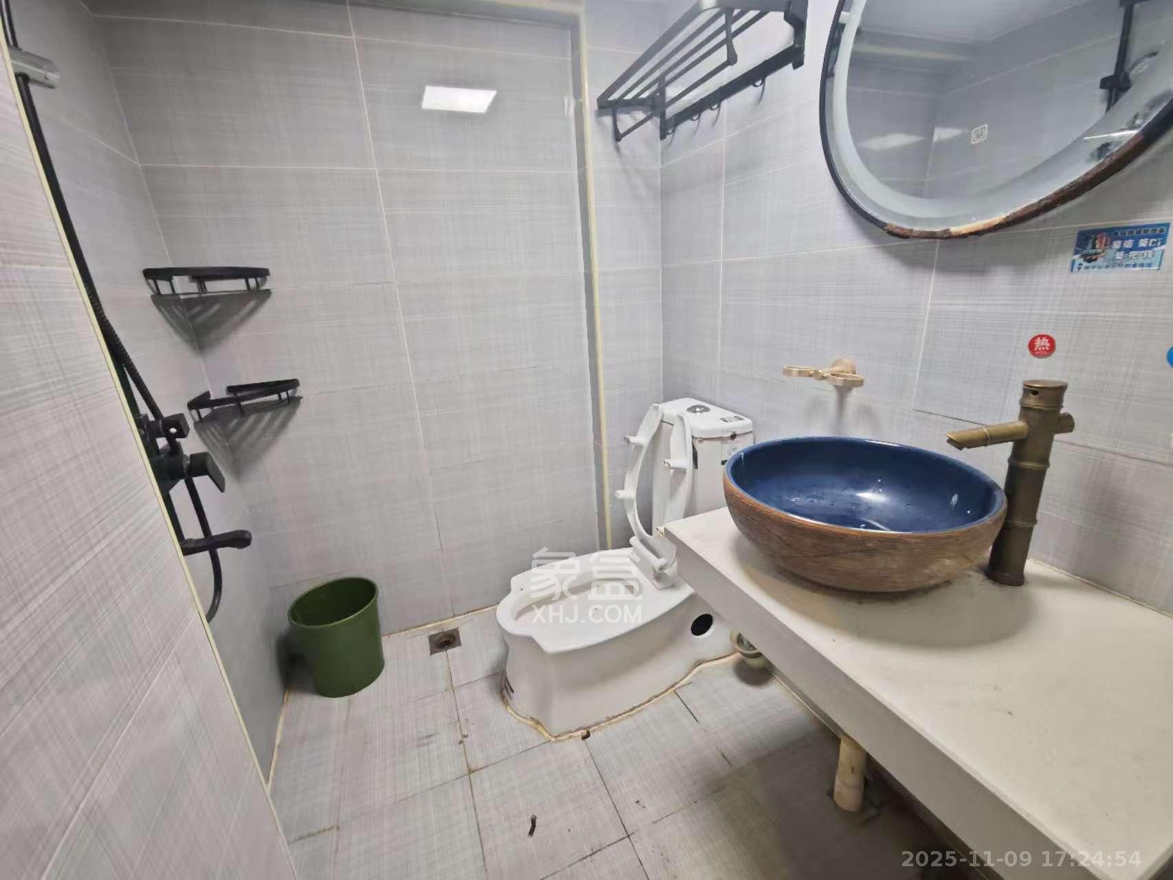 三王丽都  1室1厅0卫    2200.0元/月室内图