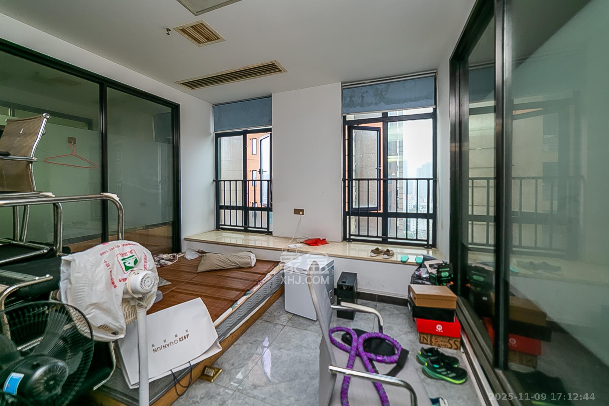 荣悦台  1室1厅1卫    36.1万卧室