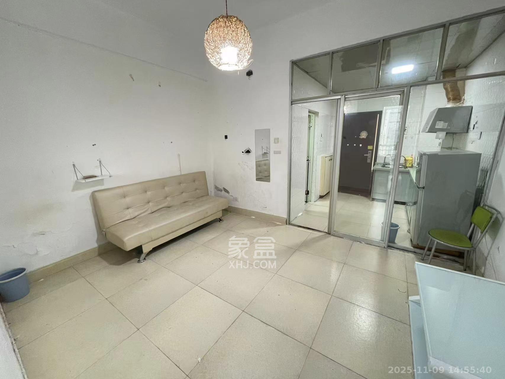 YO领域（领御大厦）  1室1厅1卫    1500.0元/月