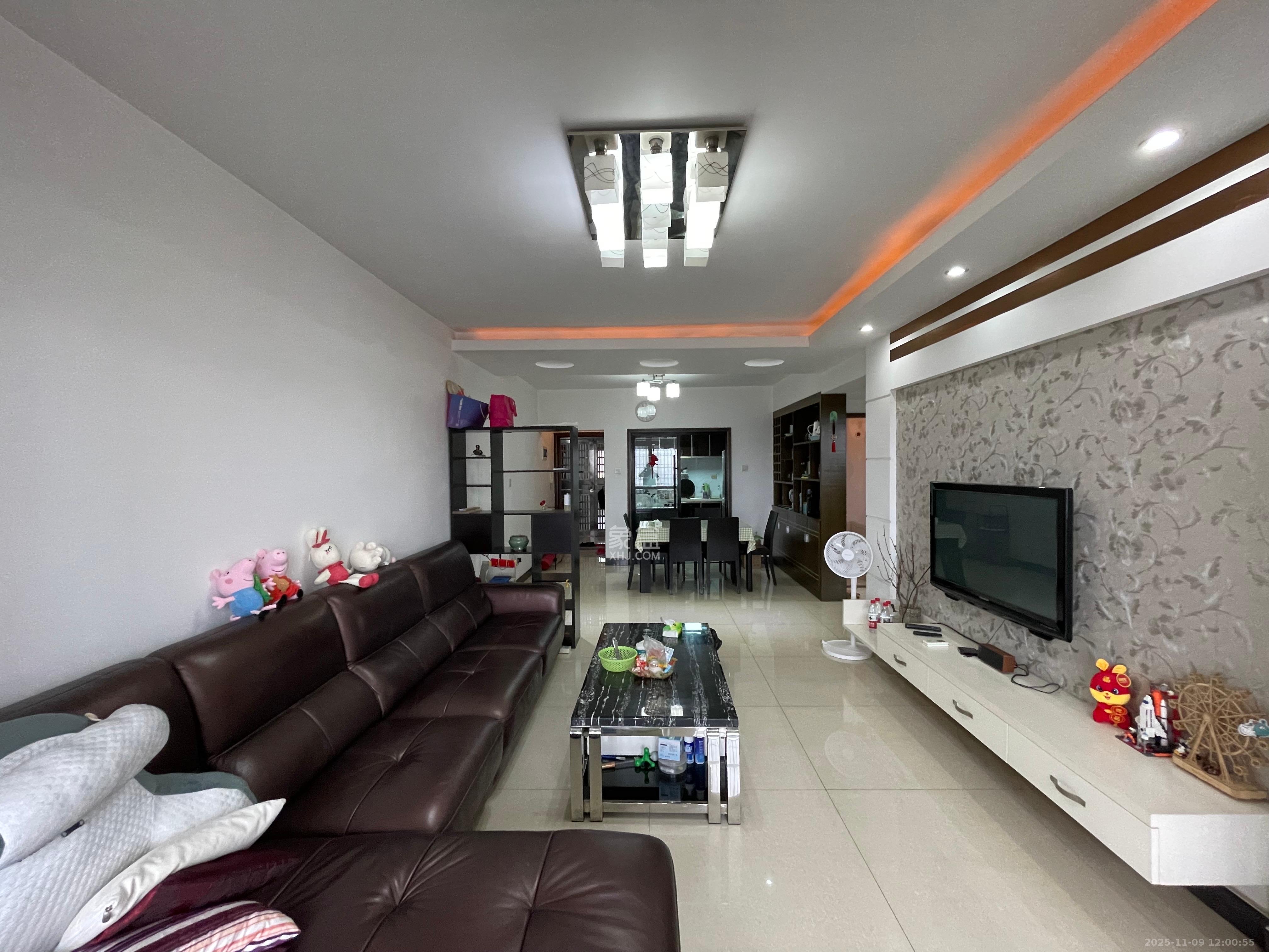 诚兴园  2室2厅1卫    2200.0元/月室内图