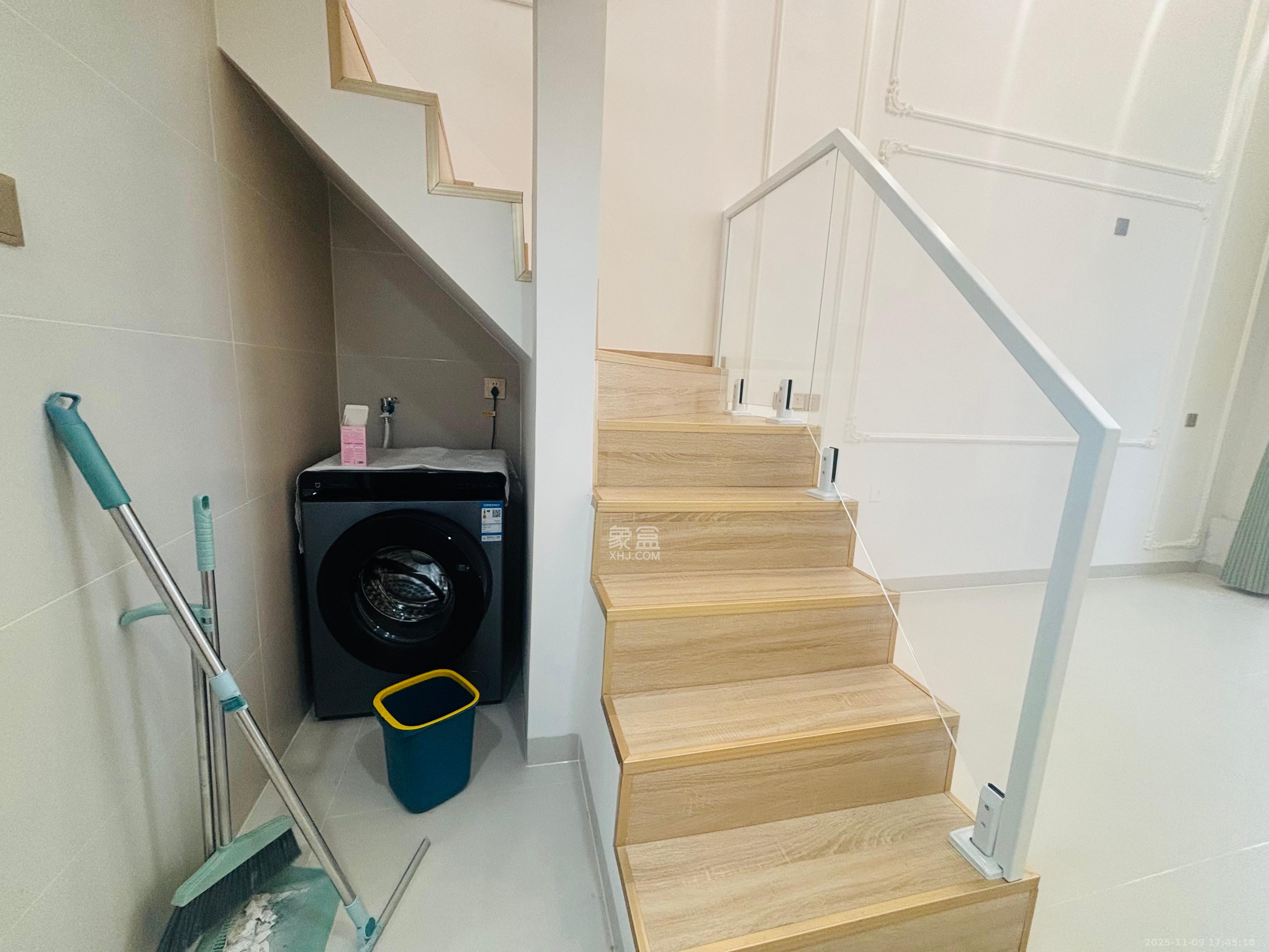 梅溪湖金茂湾  2室0厅0卫    2000.0元/月室内图