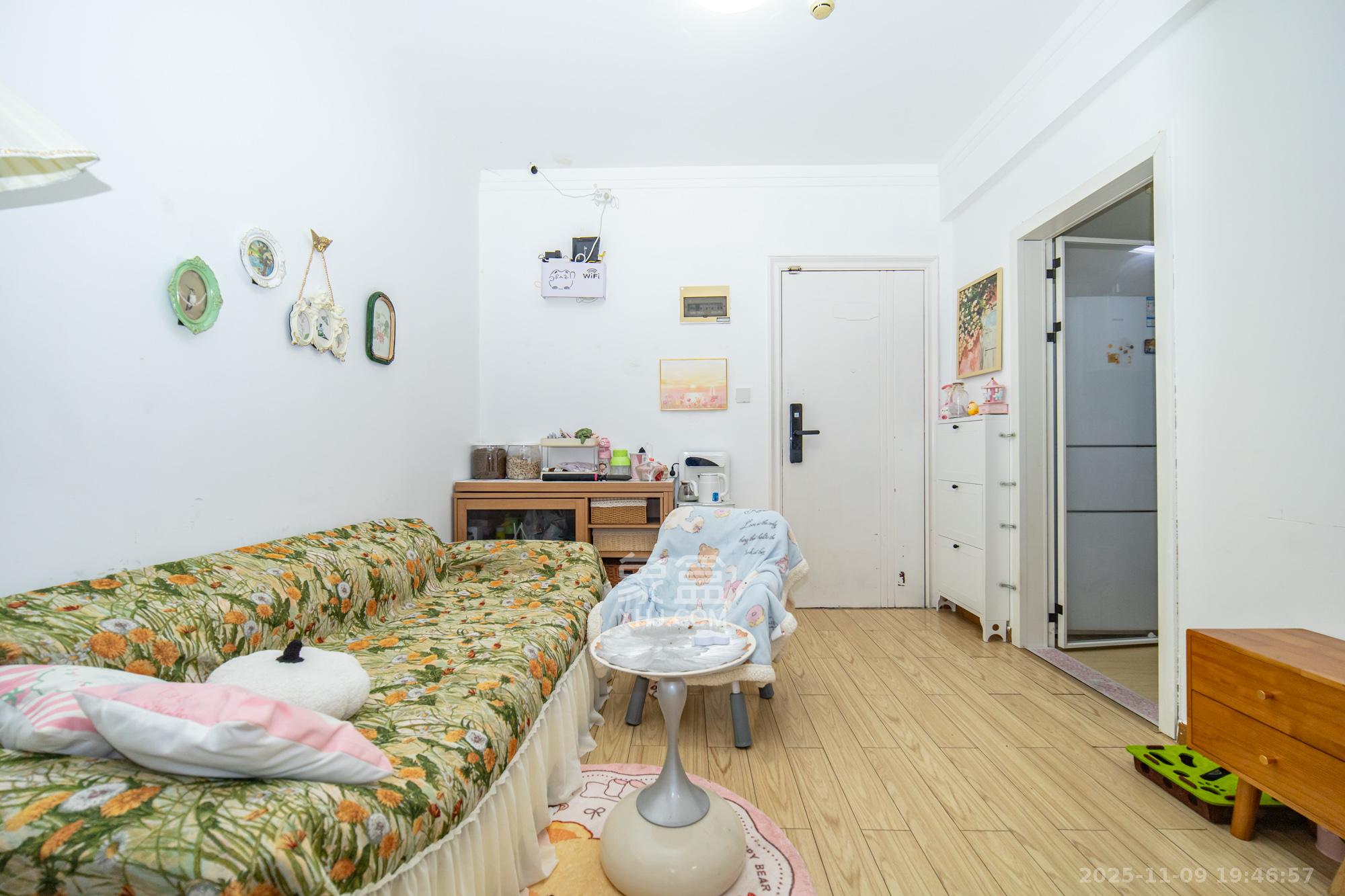 藏珑湖上国际花园  1室1厅1卫    41.0万