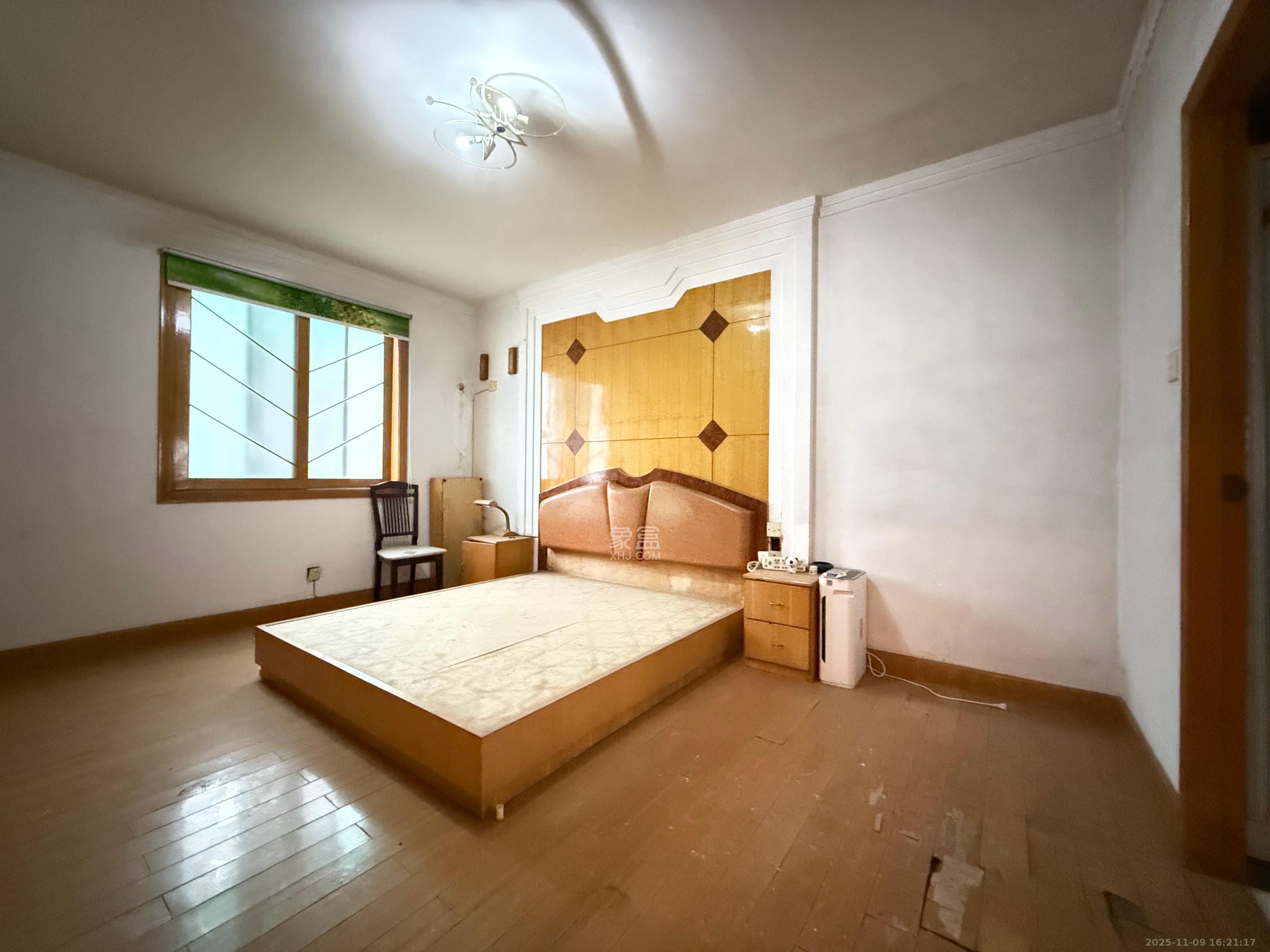 石长铁路宿舍  3室2厅2卫    1500.0元/月室内图