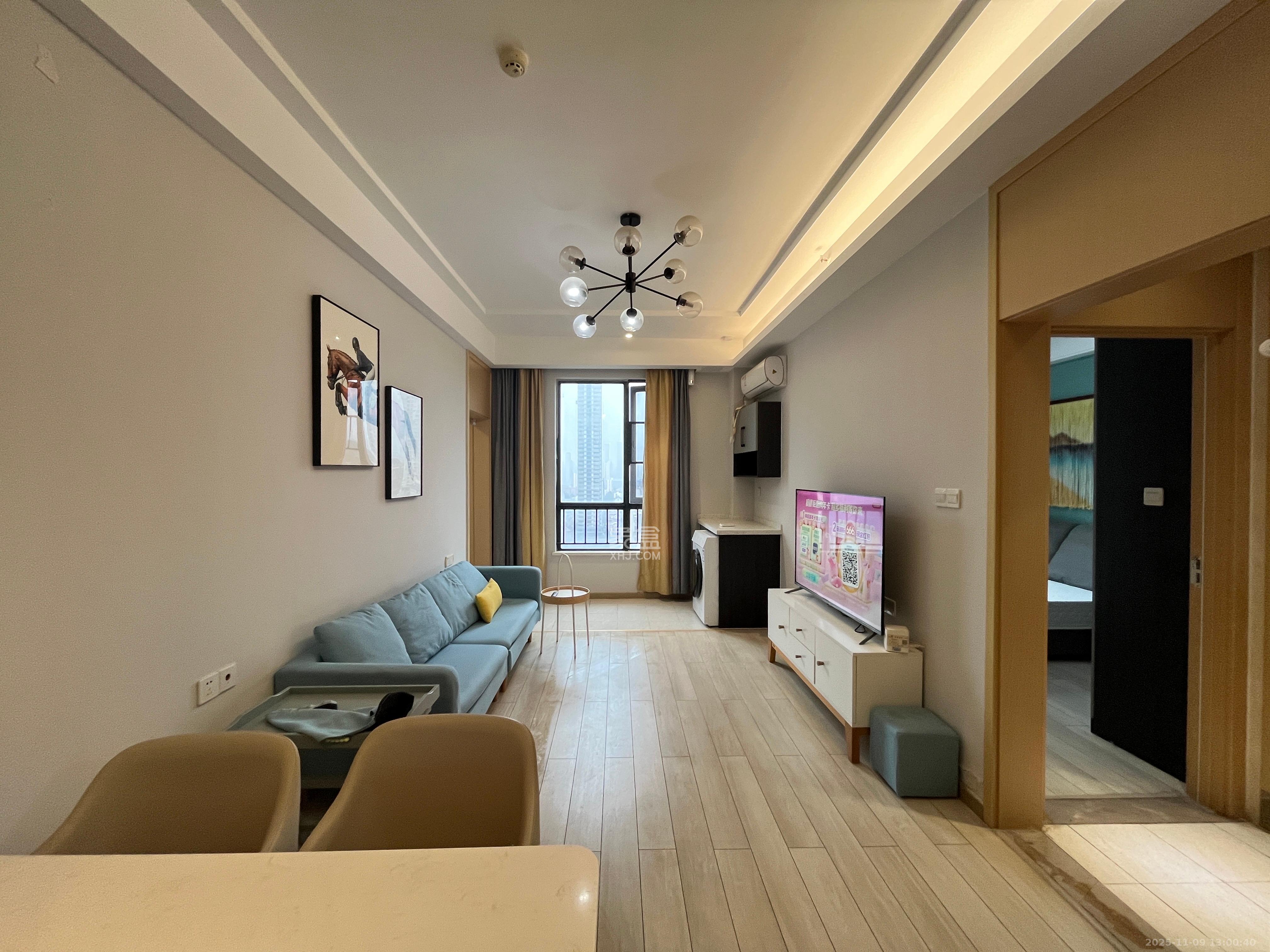 启迪协信中心  2室1厅1卫    2500.0元/月室内图