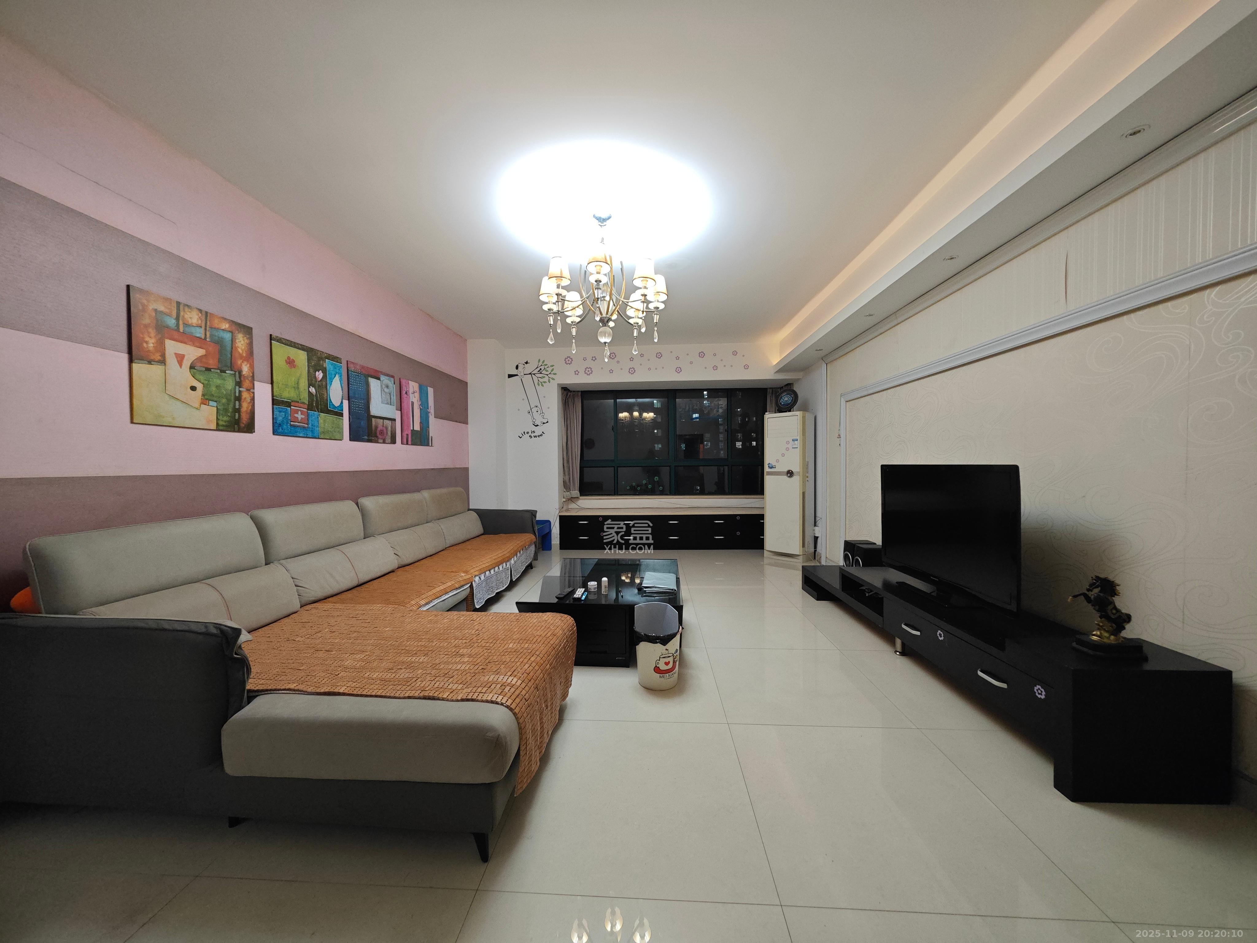 华盛世纪新城  3室2厅2卫    2600.0元/月室内图