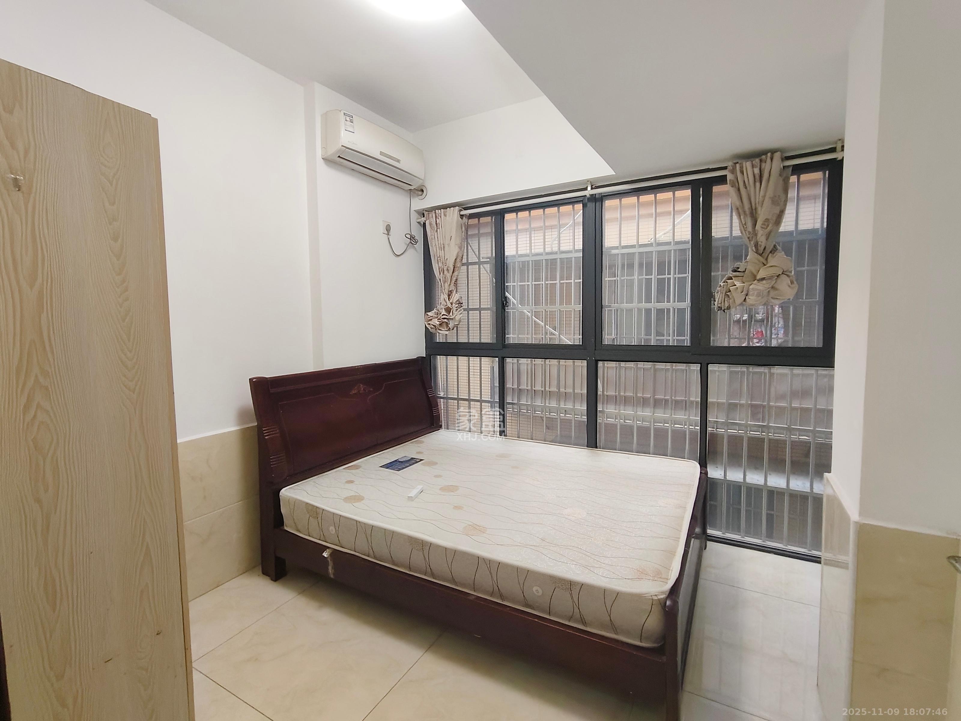 古汉国际广场  3室2厅1卫    2500.0元/月室内图