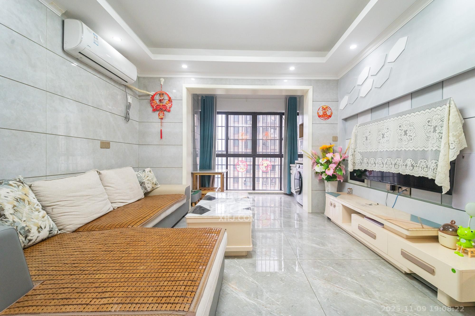 国泰九龙湾  3室2厅1卫    78.0万