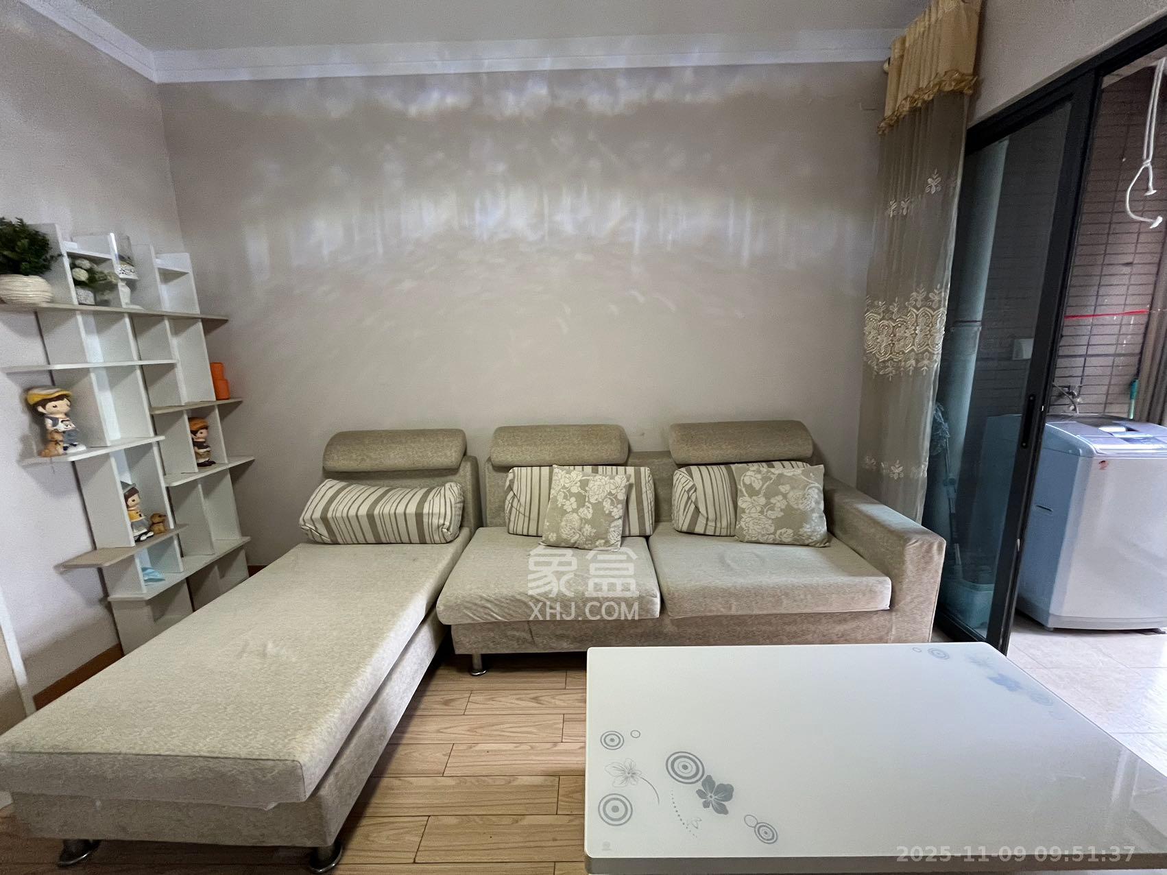 藏珑湖上国际花园  1室1厅1卫    1800.0元/月