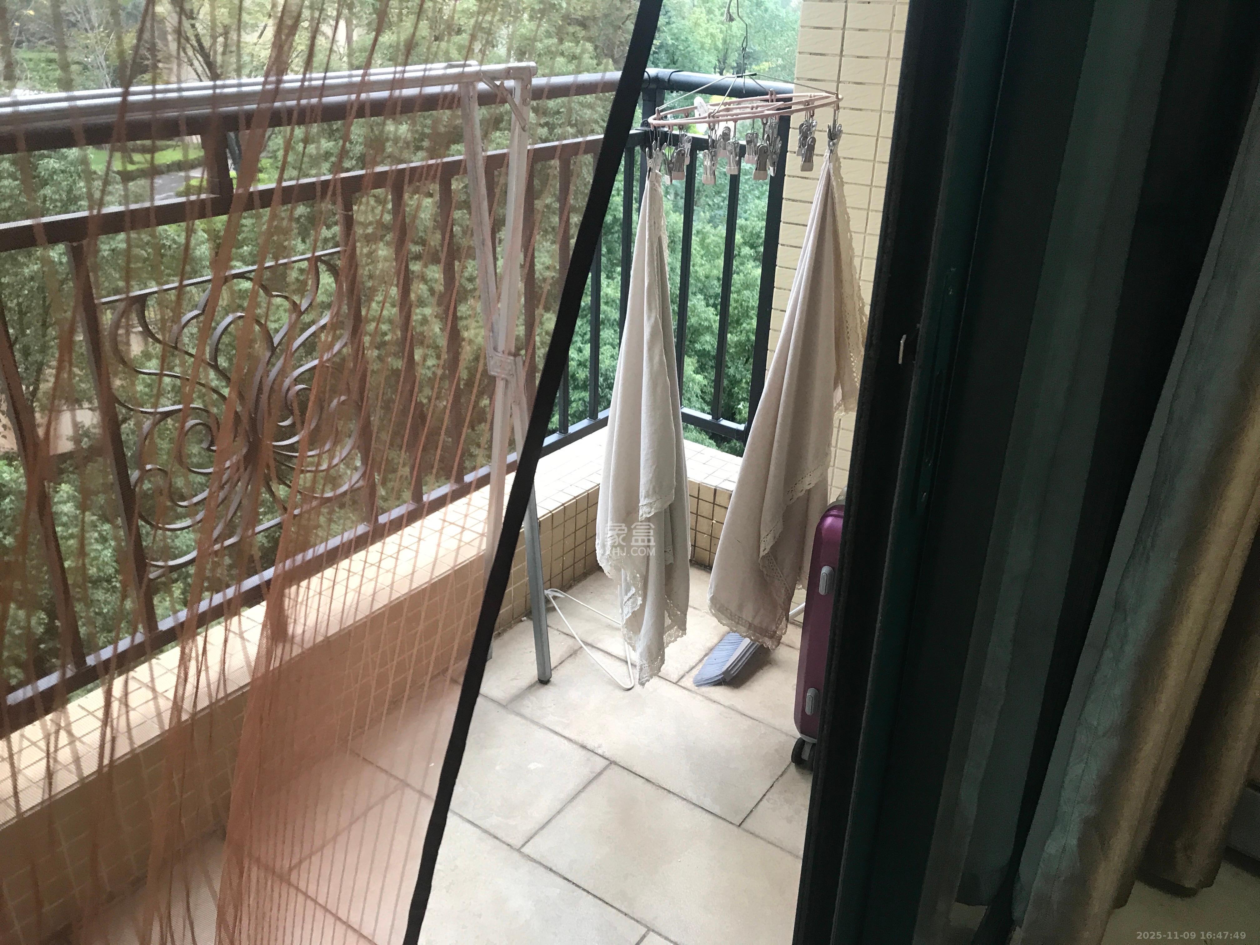 恒大雅苑 1室1厅1卫 1500.0元/月 恒大雅苑 1室1厅1卫 1500.0元/月室内图